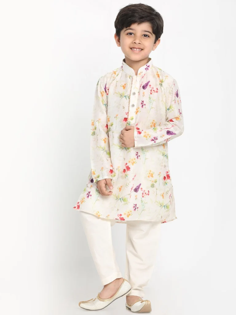 Boy's Printed Cream Cotton Blend Kurta and Pyjama Set - Image 6