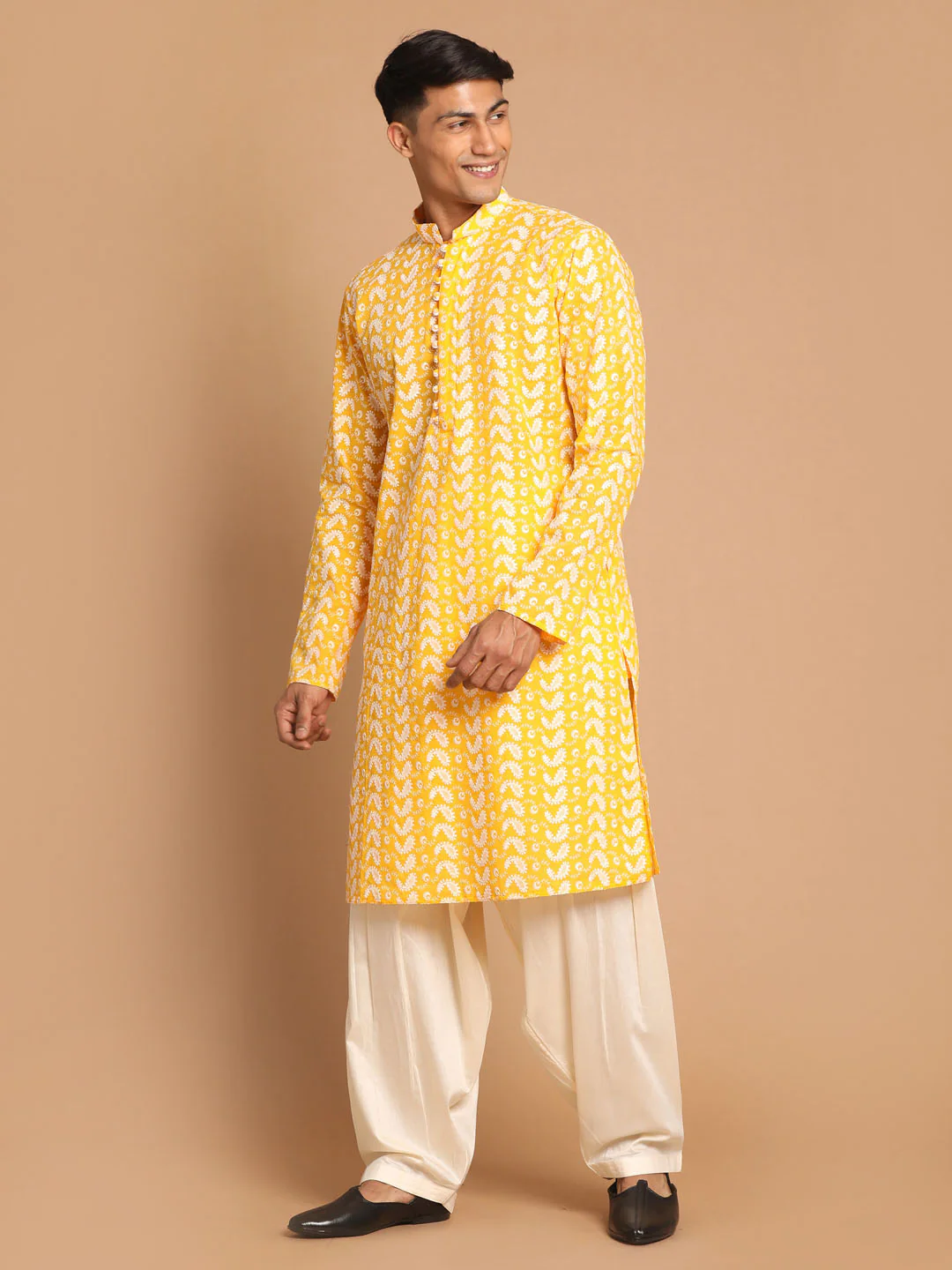 Men's Orange Pure Cotton Chikankari Kurta With Patiala Set - Image 2