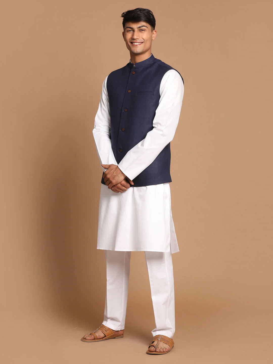 Men's Navy Blue Cotton Nehru Jacket With White Kurta And Pant - Image 2