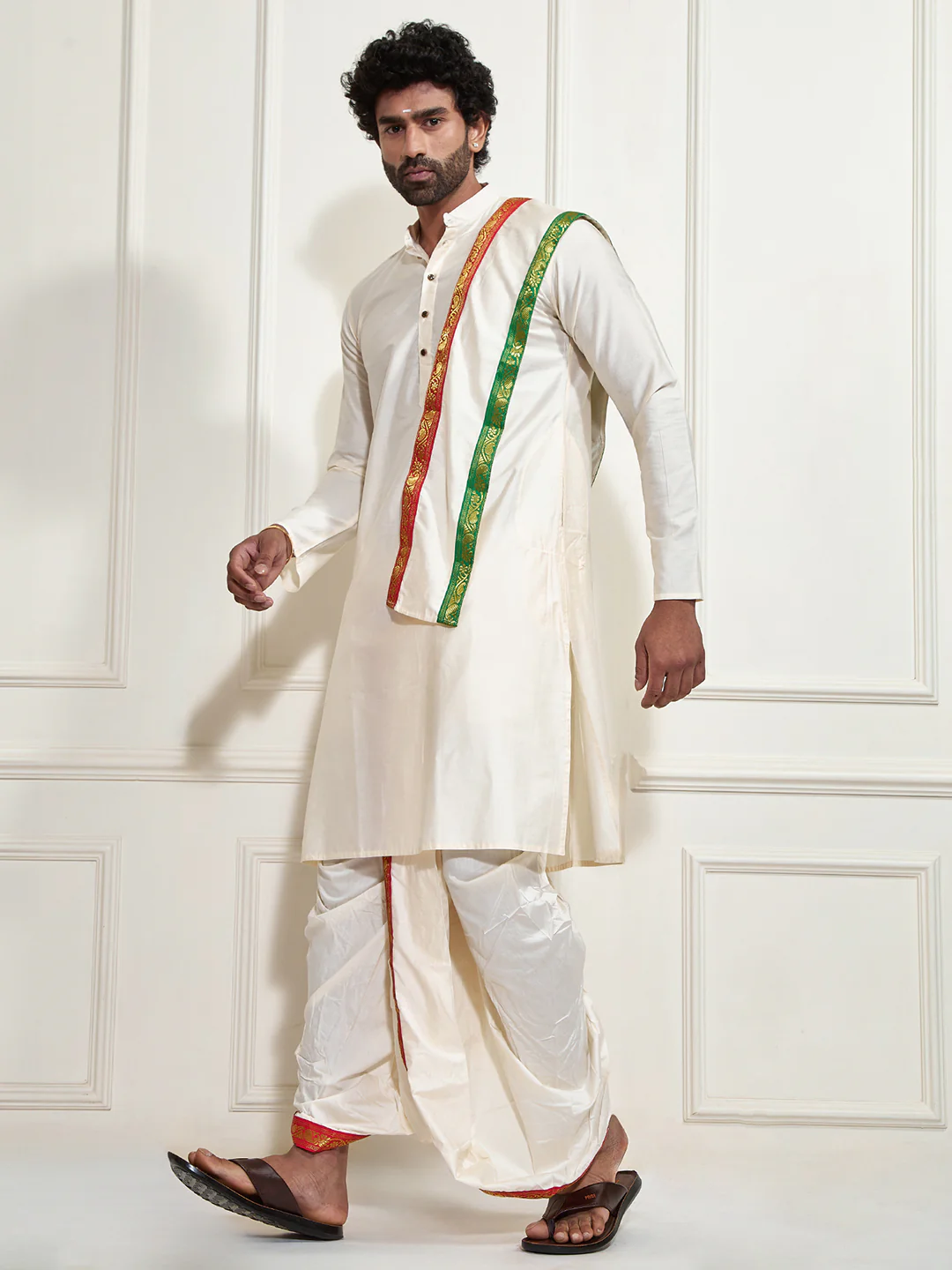 Men's Cream Cotton Blend Kurta Dhoti And Dupatta Set - Image 3