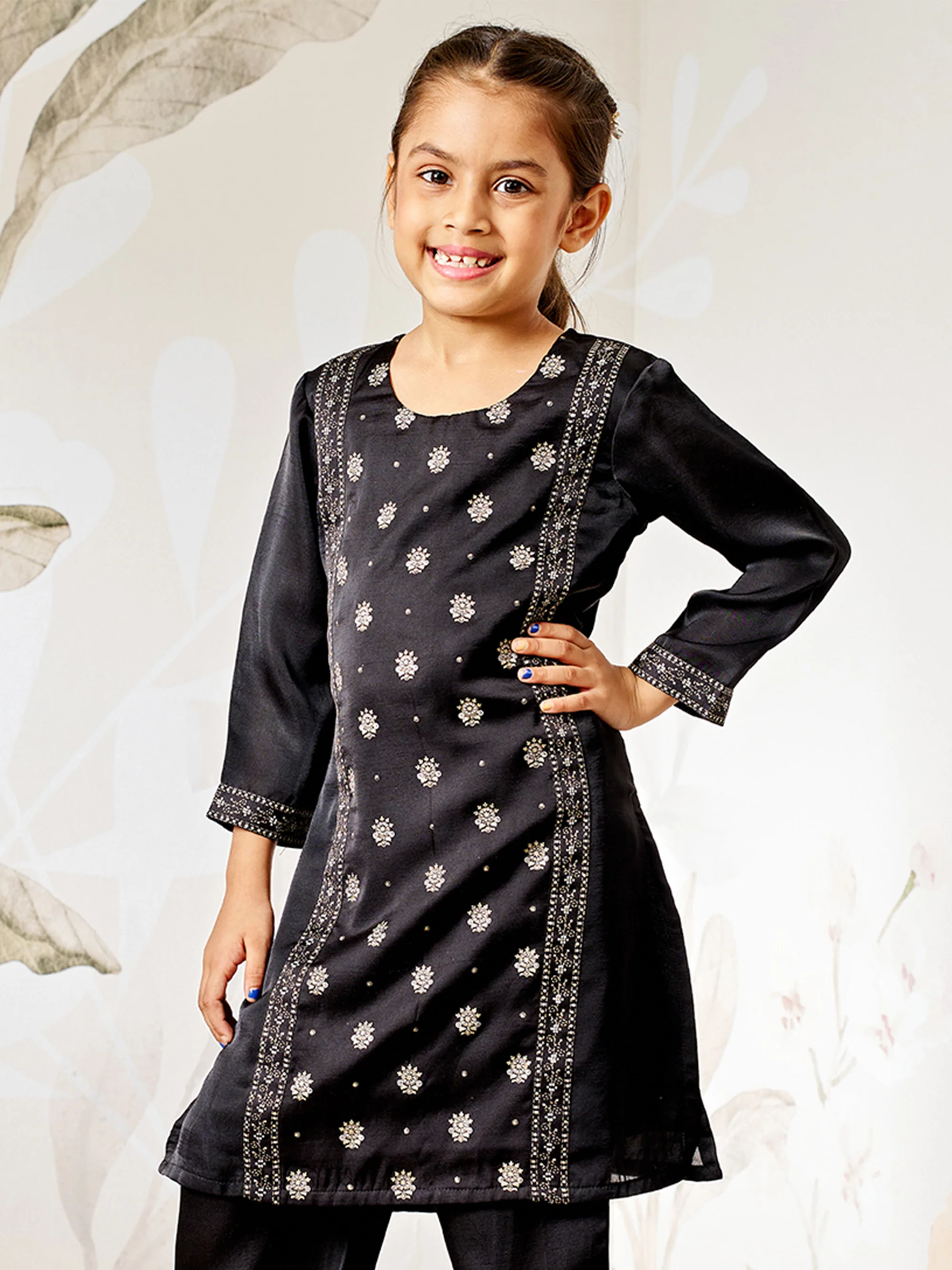 Girl's Black Silk Kurta - Image 3