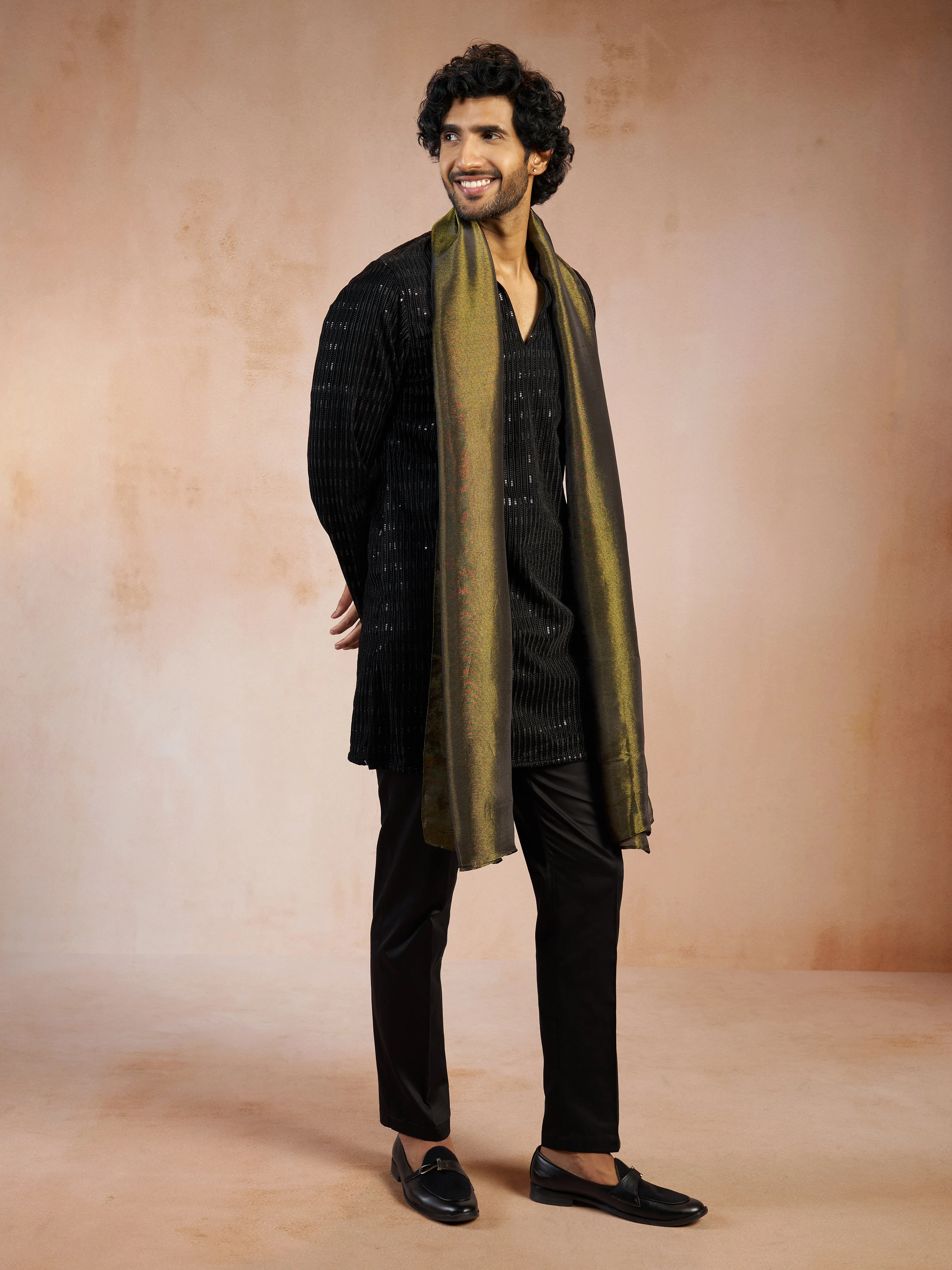 Men's Black Velvet Geometric Sequin Thread Embroidery Long Kurta with Black Pant Pyjama & Mehendi Green Tissue Dupatta Set - Image 3