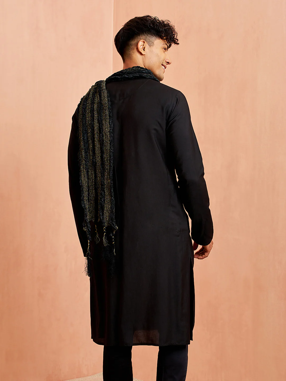 Men's Black Viscose Kurta Pyjama Dupatta Set - Image 5