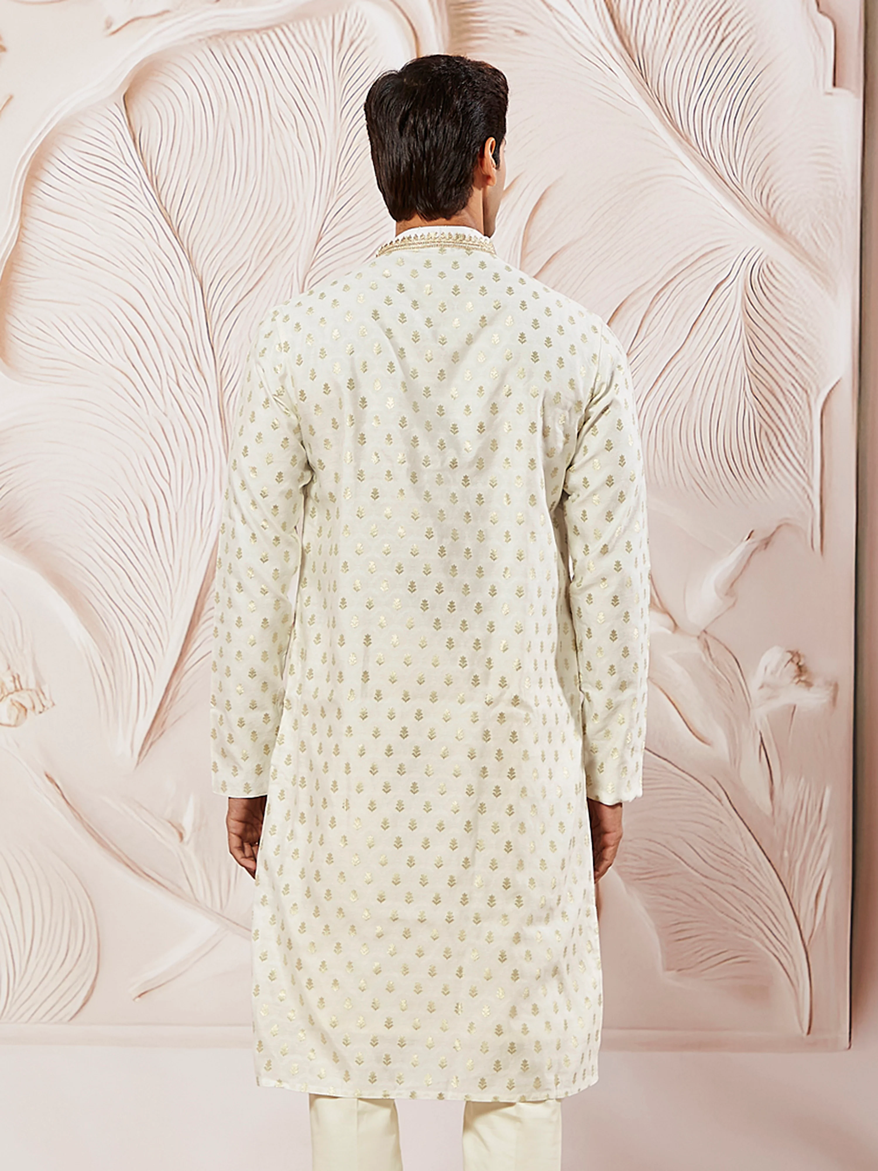 Men's Cream Jacquard Silk Blend Kurta with Lace Viscose Dupatta Set - Image 5