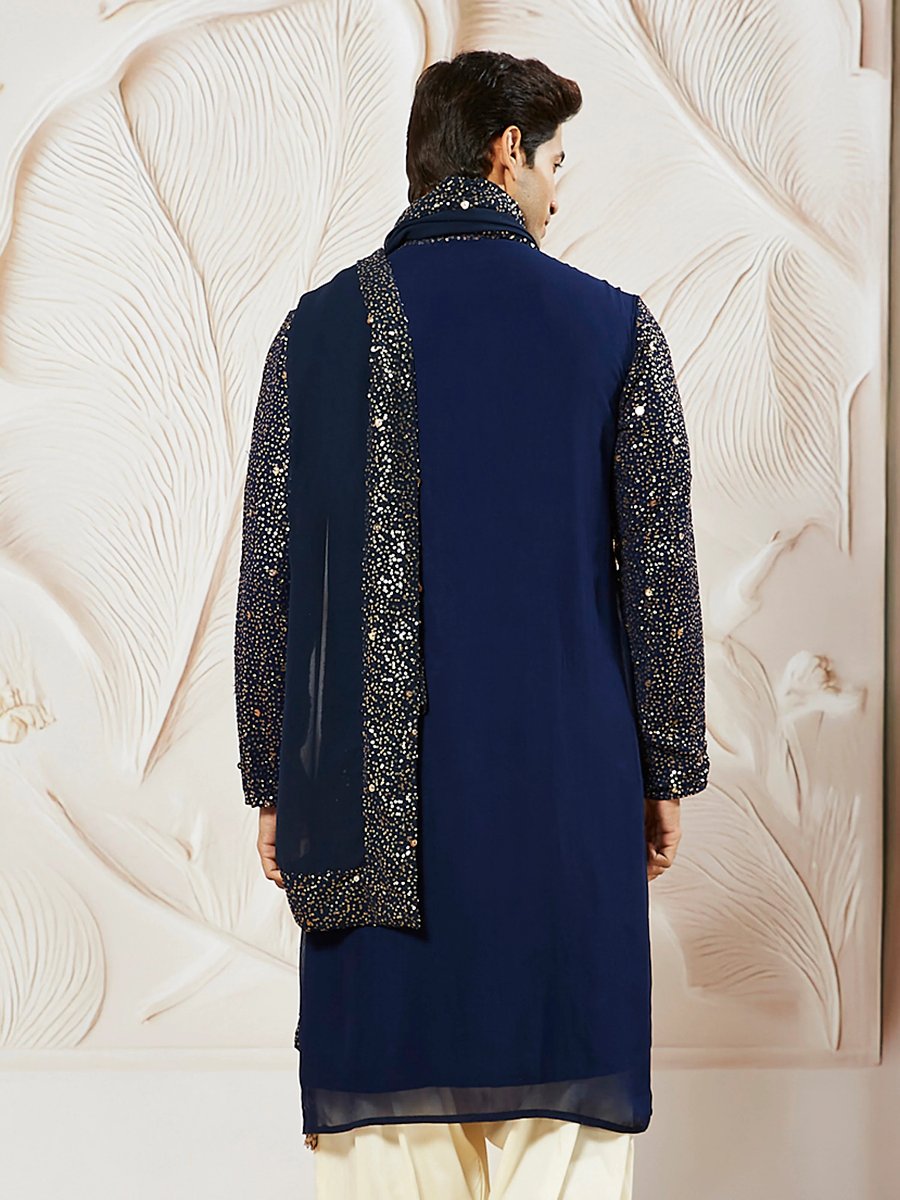 Men's Navy Blue Ombre Sequin Georgette Kurta with Solid Dupatta Set - Image 5