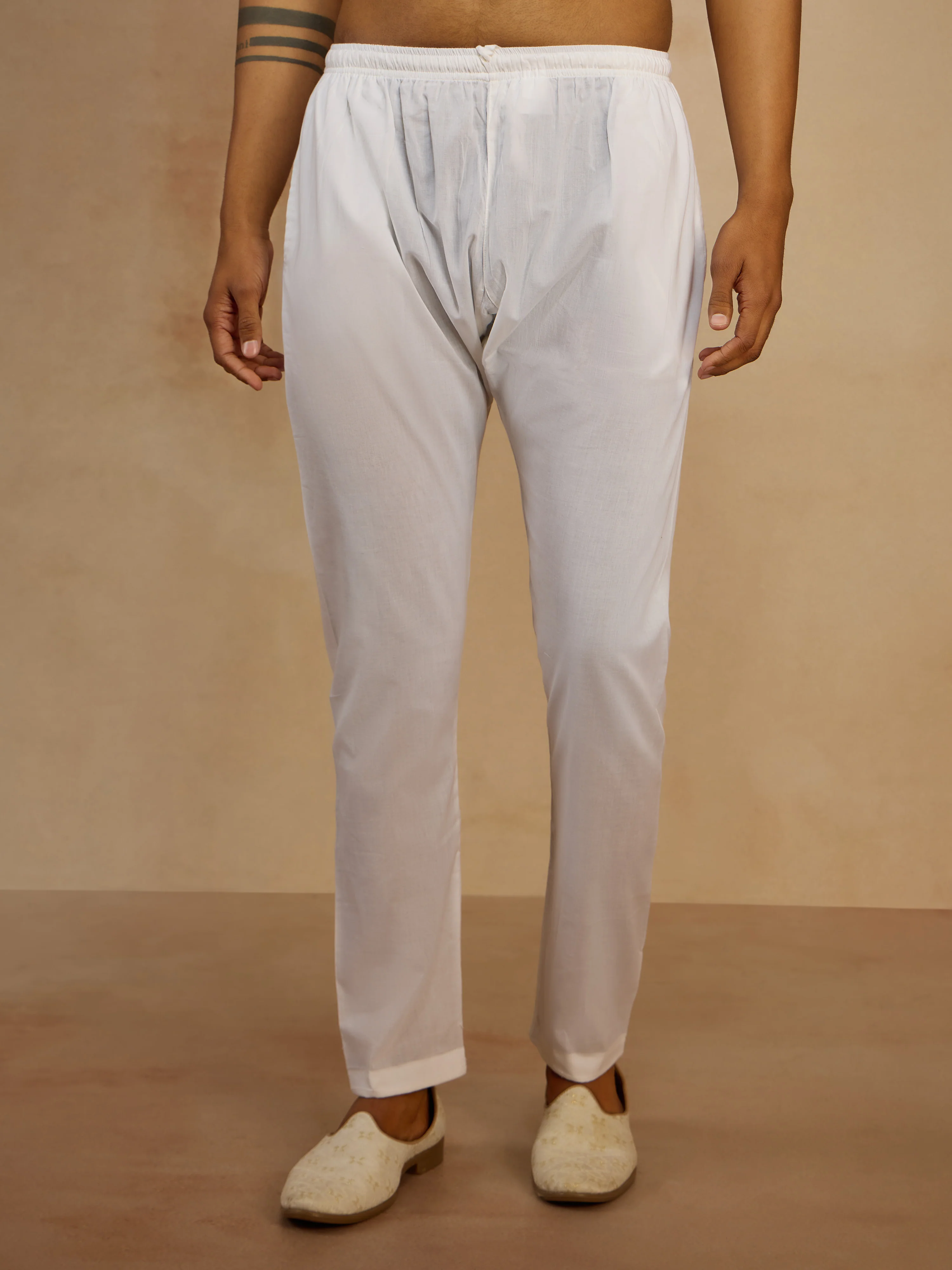 Men's White Solid Cambric Pyjama