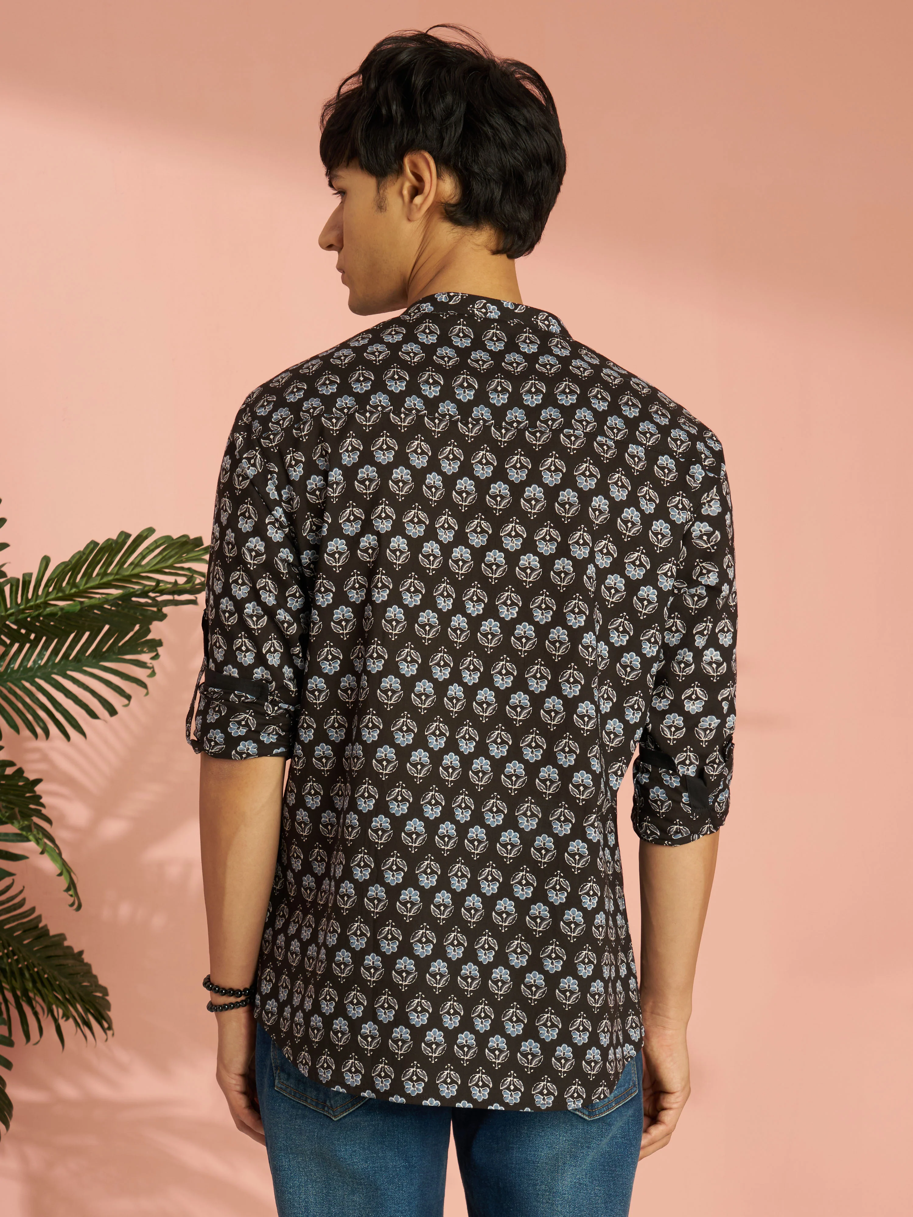 Men's Black Floral Print Cotton Short Kurta - Image 5