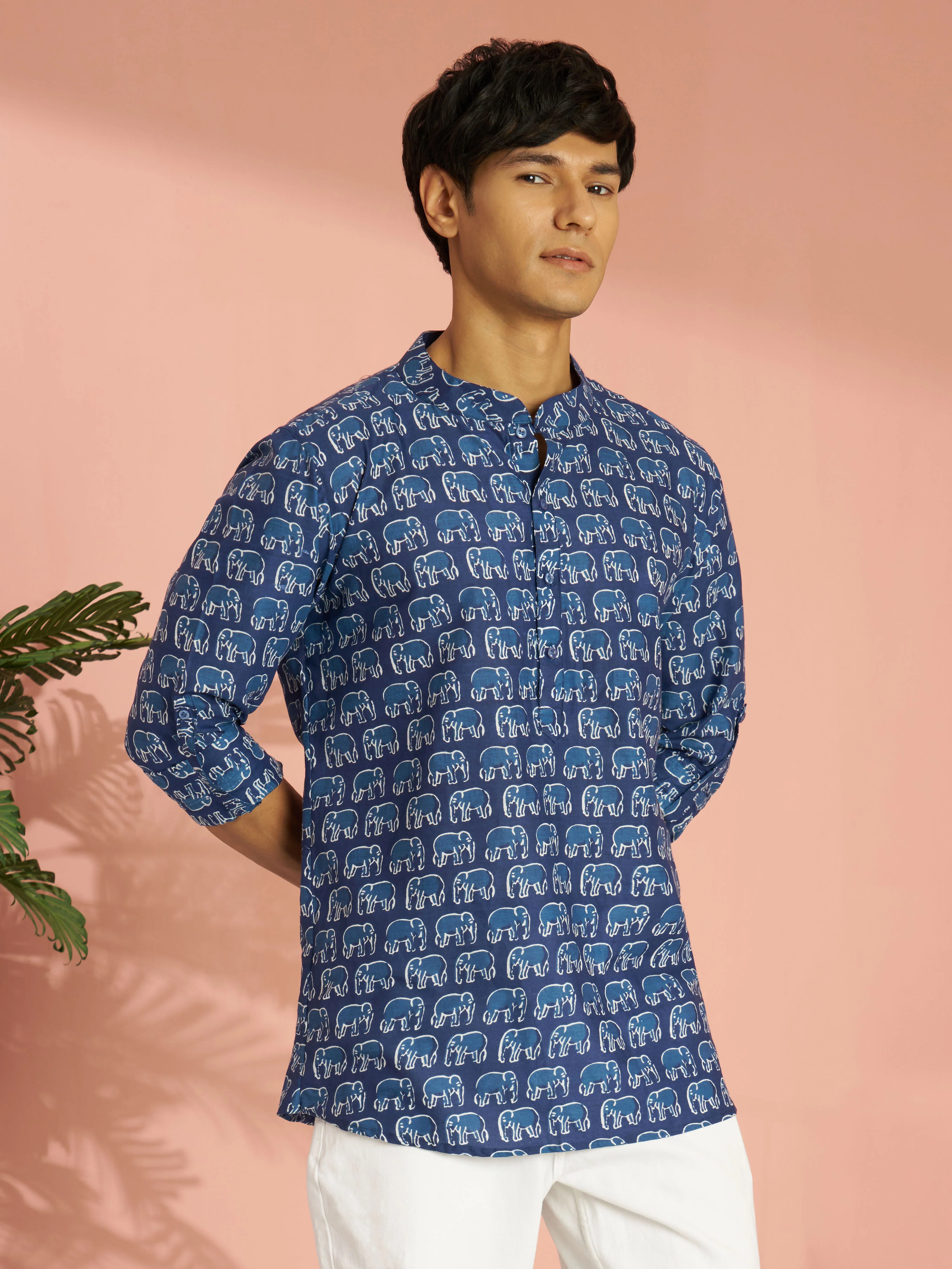Men's Blue Animal Print Cotton Short Kurta - Image 4