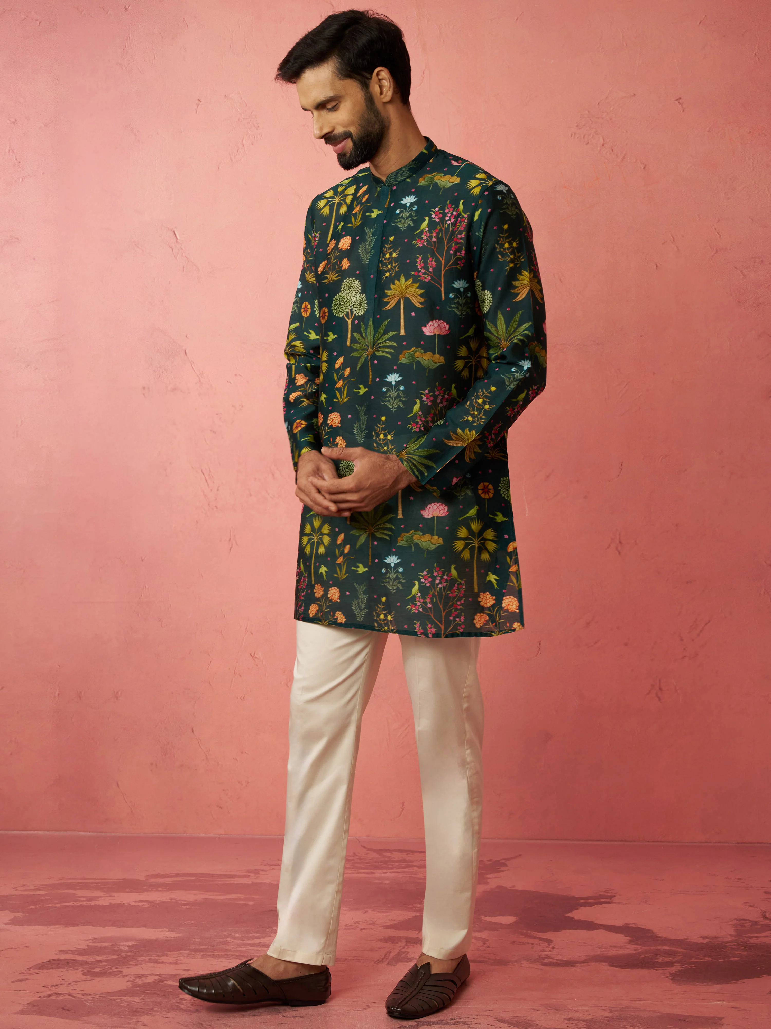 Men's Bottle Green Digital Print Kurta with Cotton Pyjama Set - Image 4
