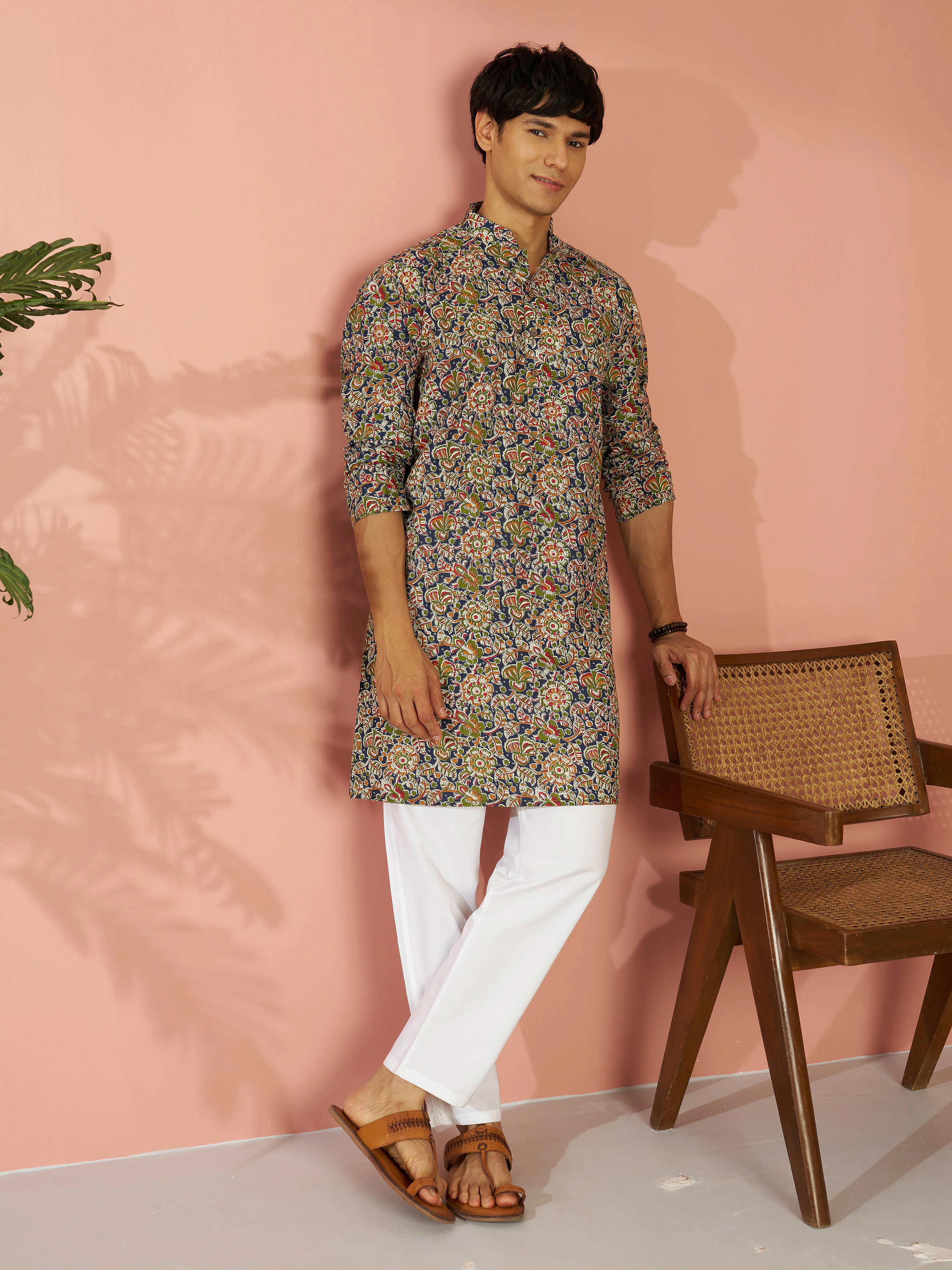 Men's Multicolour Cotton Floral Printed Mid-Length Kurta - Image 6