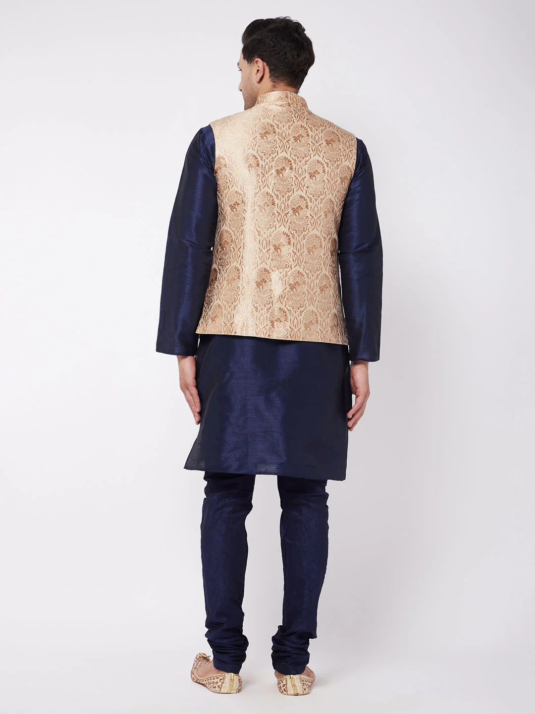 Men's Rose Gold Jacquard Jacket With Kurta Pyjama Set - Image 4