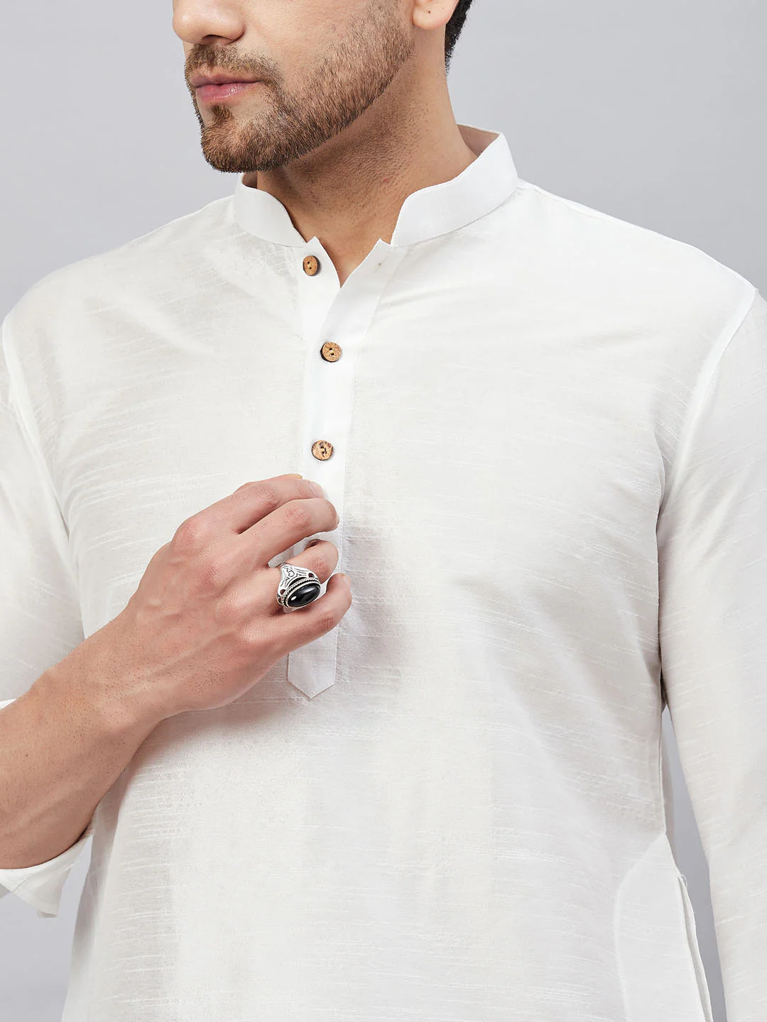Men's White Silk Blend Curved Kurta - Image 4