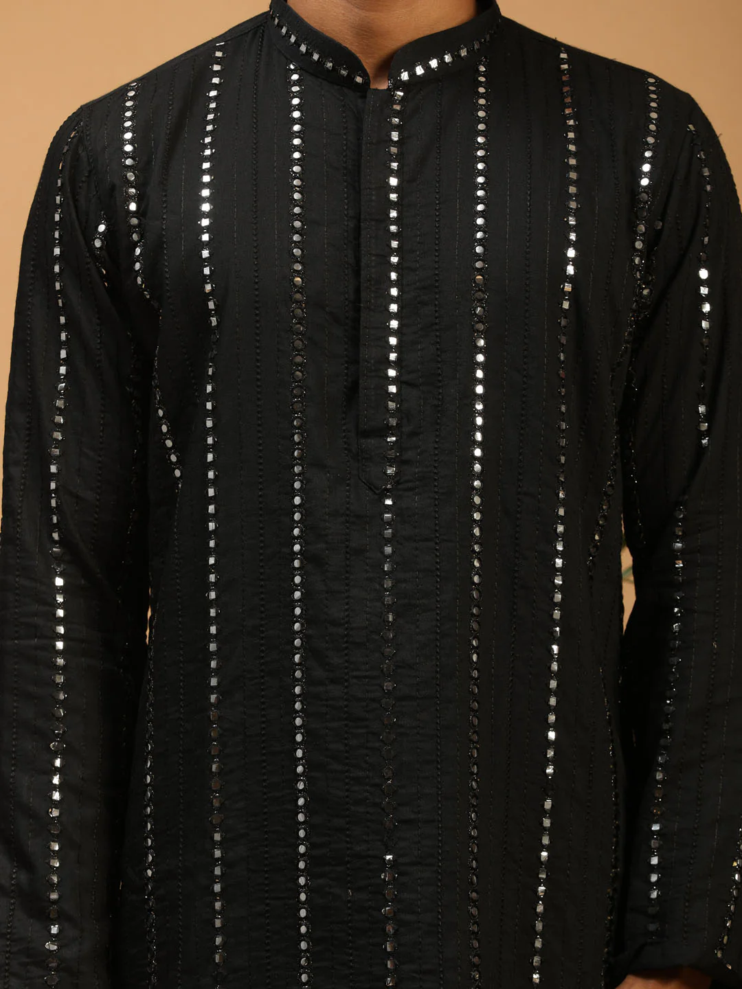 Men's Black Mirror Kurta Pyjama And Dupatta Set - Image 4