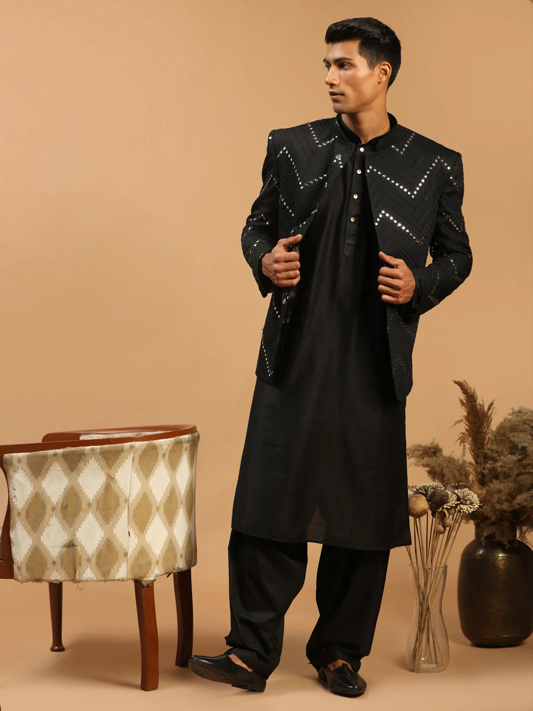 Men's Black Mirror Jodhpuri With Kurta Patiala Set - Image 2