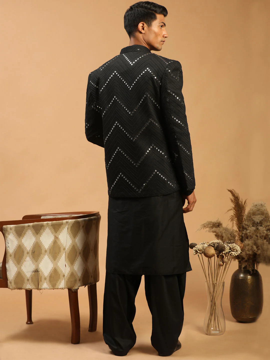 Men's Black Mirror Jodhpuri With Kurta Patiala Set - Image 3