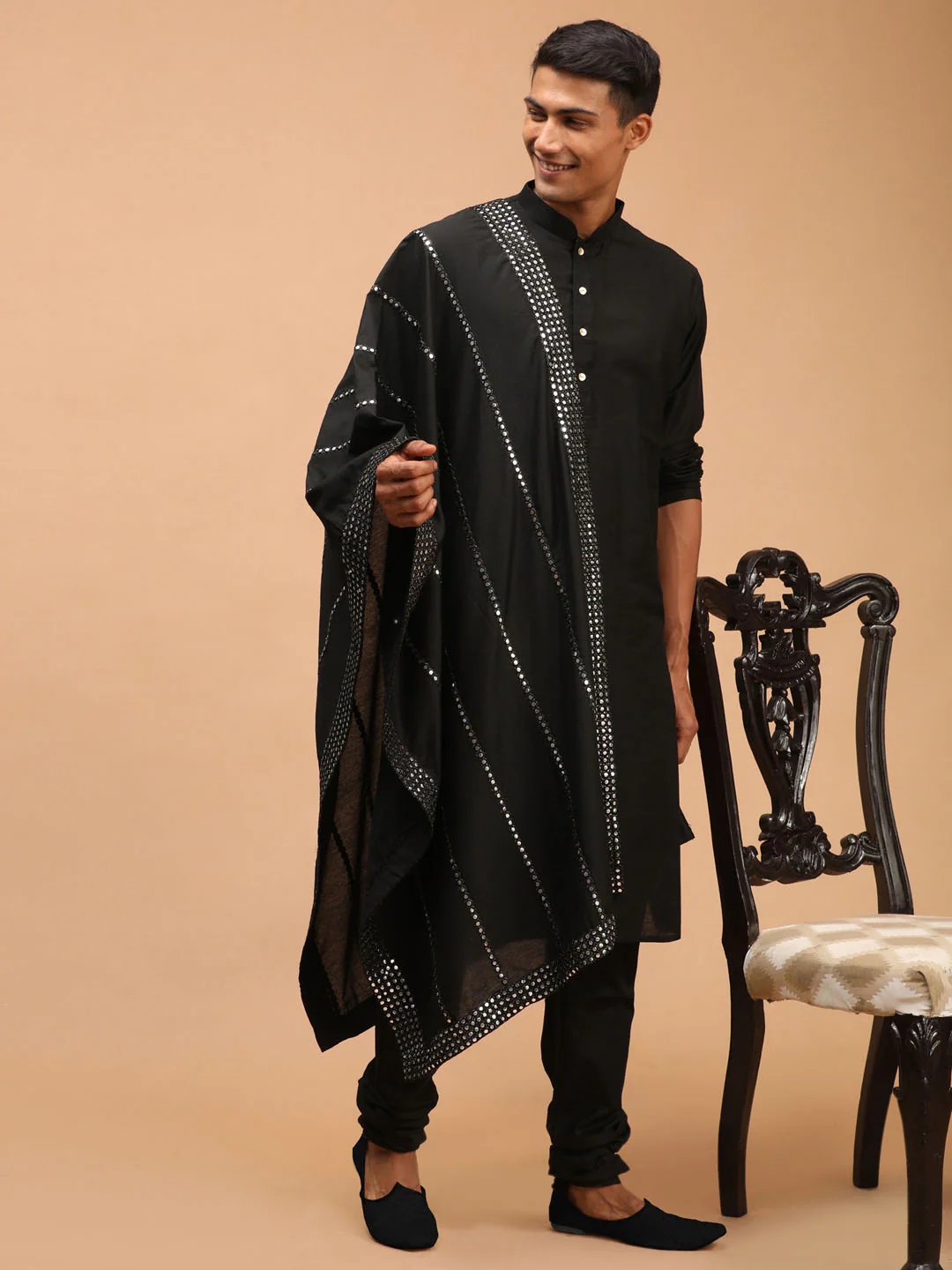 Men's Black Viscose Kurta Pyjama And Dupatta Set - Image 2