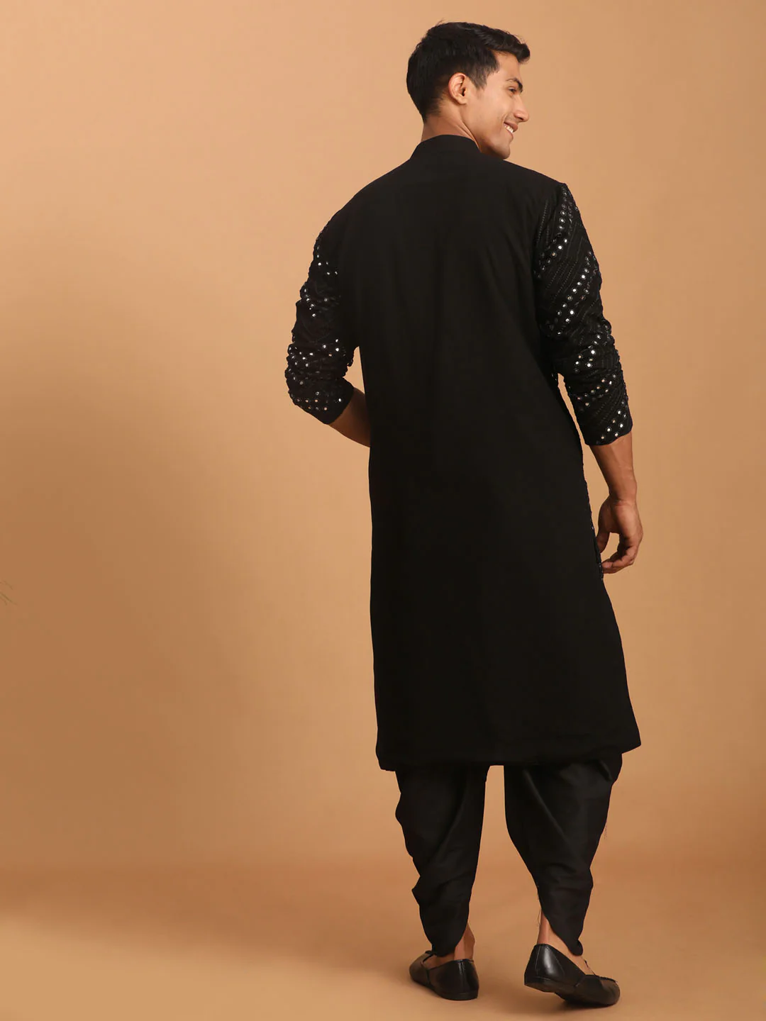 Men's Black Mirror Kurta Dhoti And Dupatta Set - Image 3