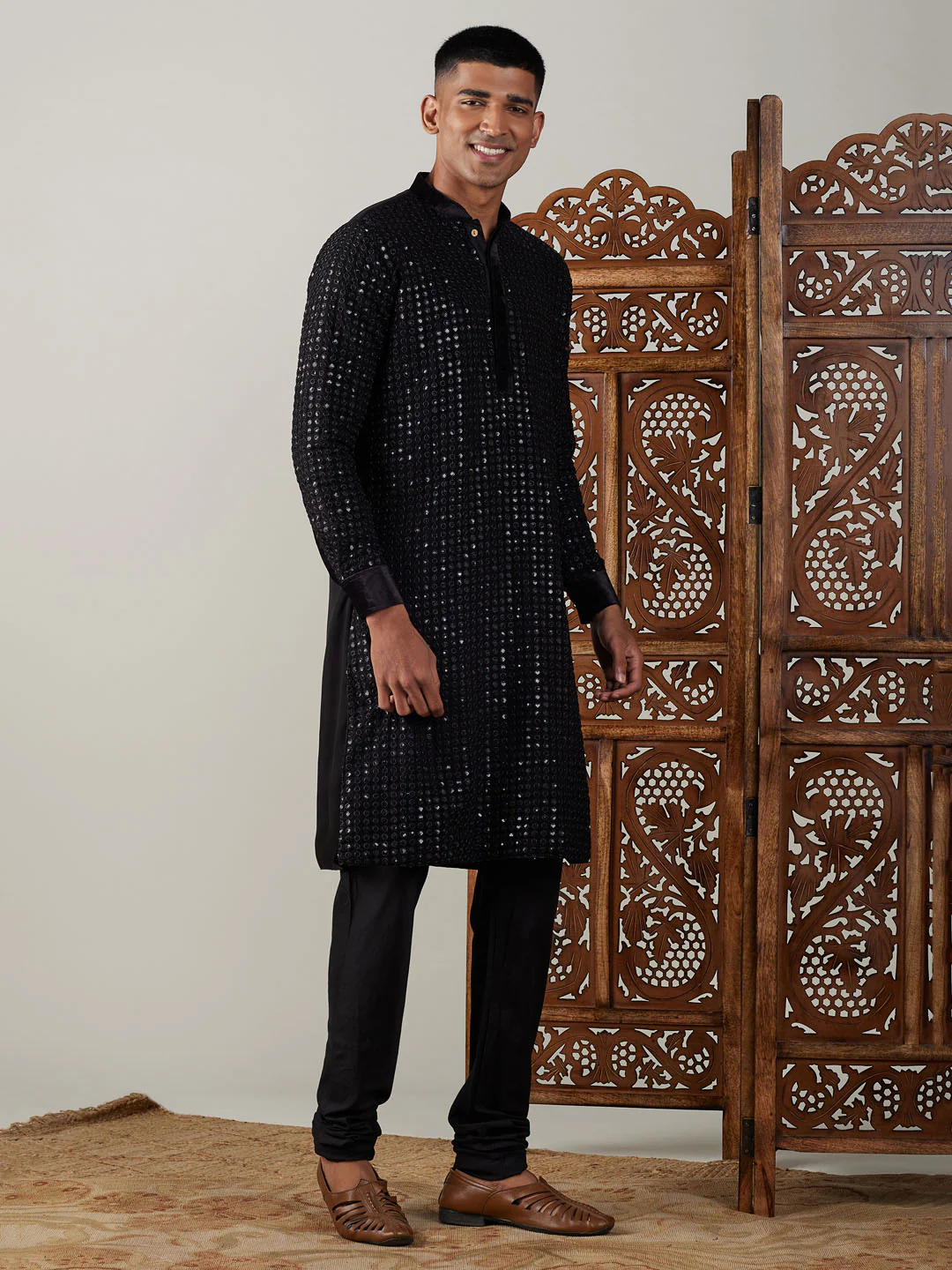 Men's Black Mirror Georgette Kurta Pyjama Set - Image 2