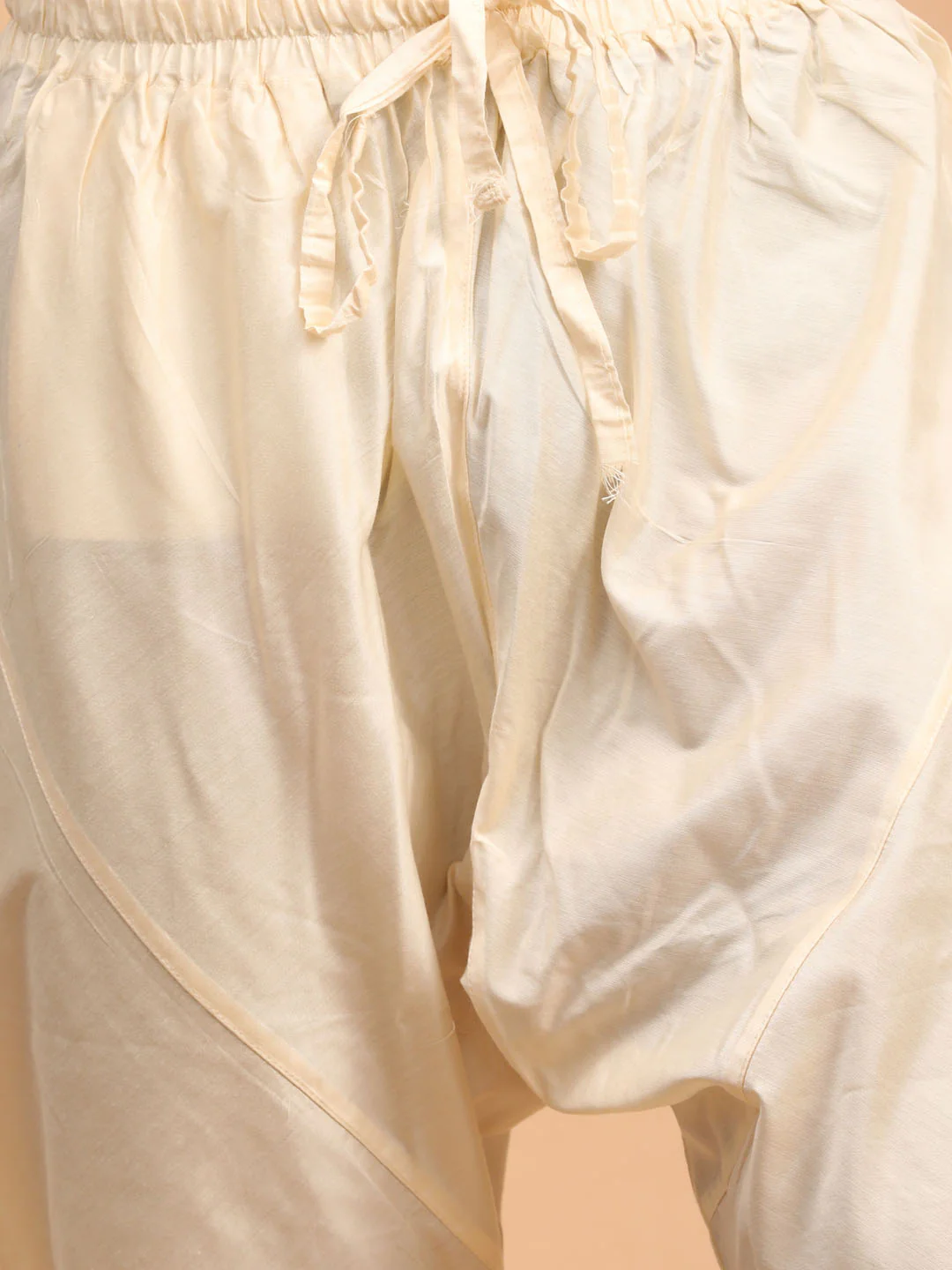 Men's Cream Viscose Kurta Pyjama And Dupatta Set - Image 5