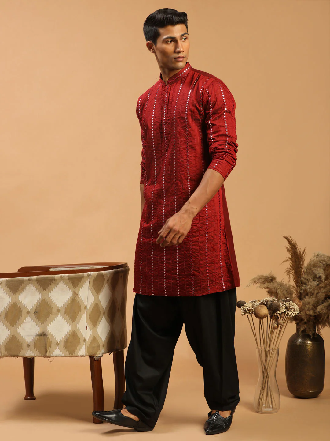 Men's Maroon Mirror Kurta With Patiala Set - Image 2