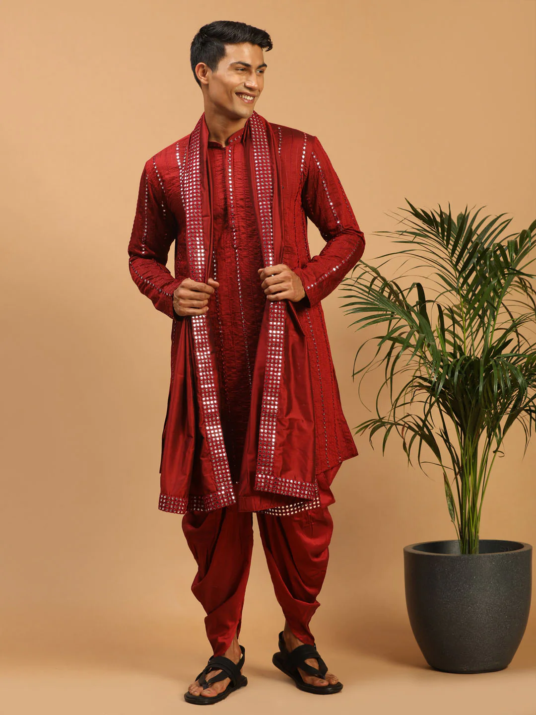 Men's Maroon Mirror Kurta With Dhoti And Dupatta Set - Image 2