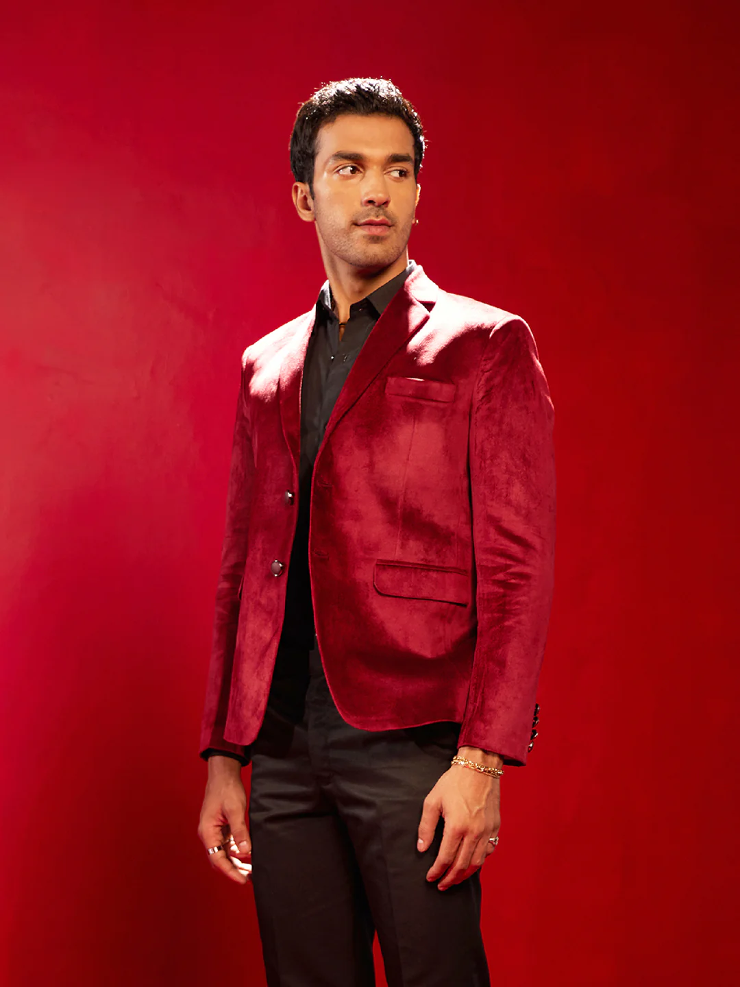 Men's Maroon Velvet Fancy Blazer - Image 4