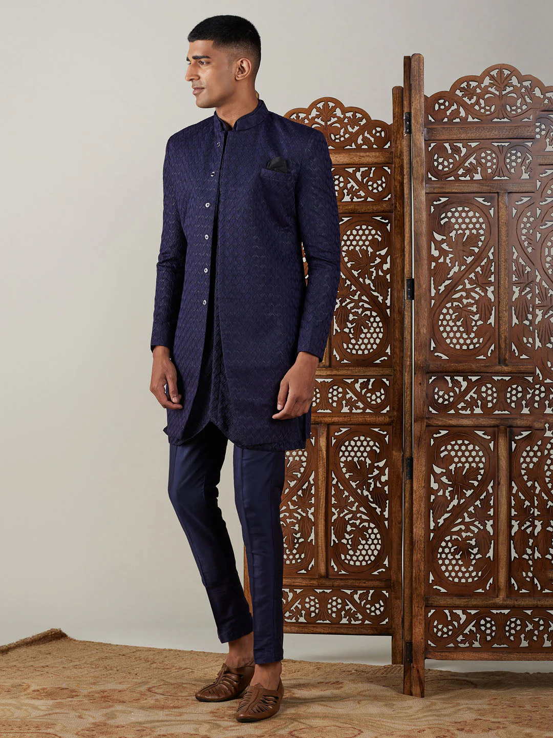 Men's Navy Blue Jacquard Sherwani With Kurta Pant Set - Image 7