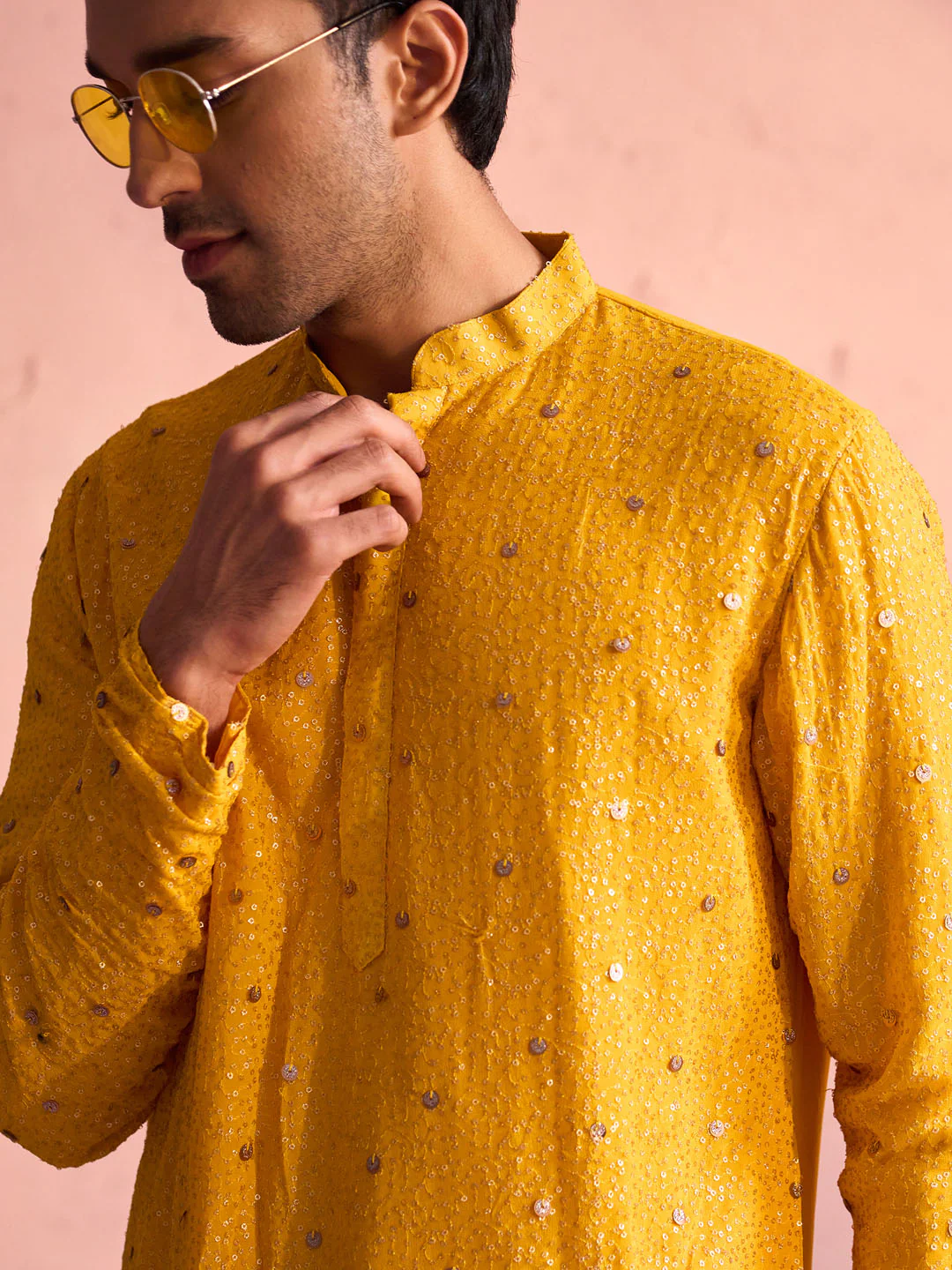 Men's Yellow Georgette Zari With Sequins Worked Kurta Pant Set - Image 4
