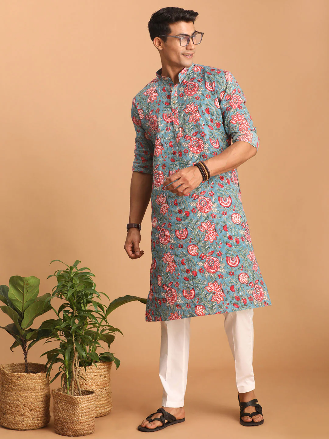 Men's Blue And Red Floral Printed Cotton Kurta With White Pant Set - Image 8