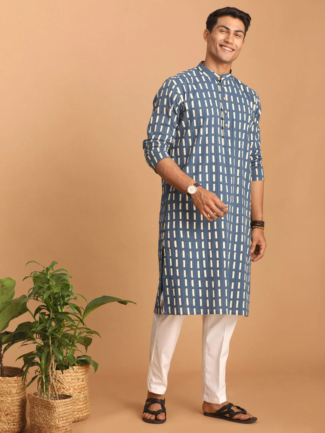 Men's Blue Rubber Print Cotton Kurta With White Pant Set - Image 7