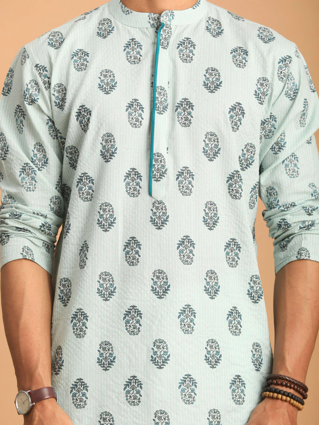 Men's Light Green Ethnic Motif Printed Kurta With White Pant Set - Image 3