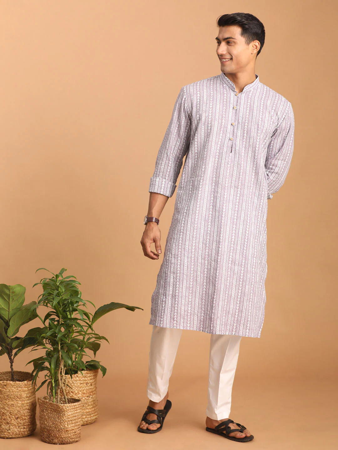 Men's Purple And White Batik Printed Kurta With White Pant Set - Image 6