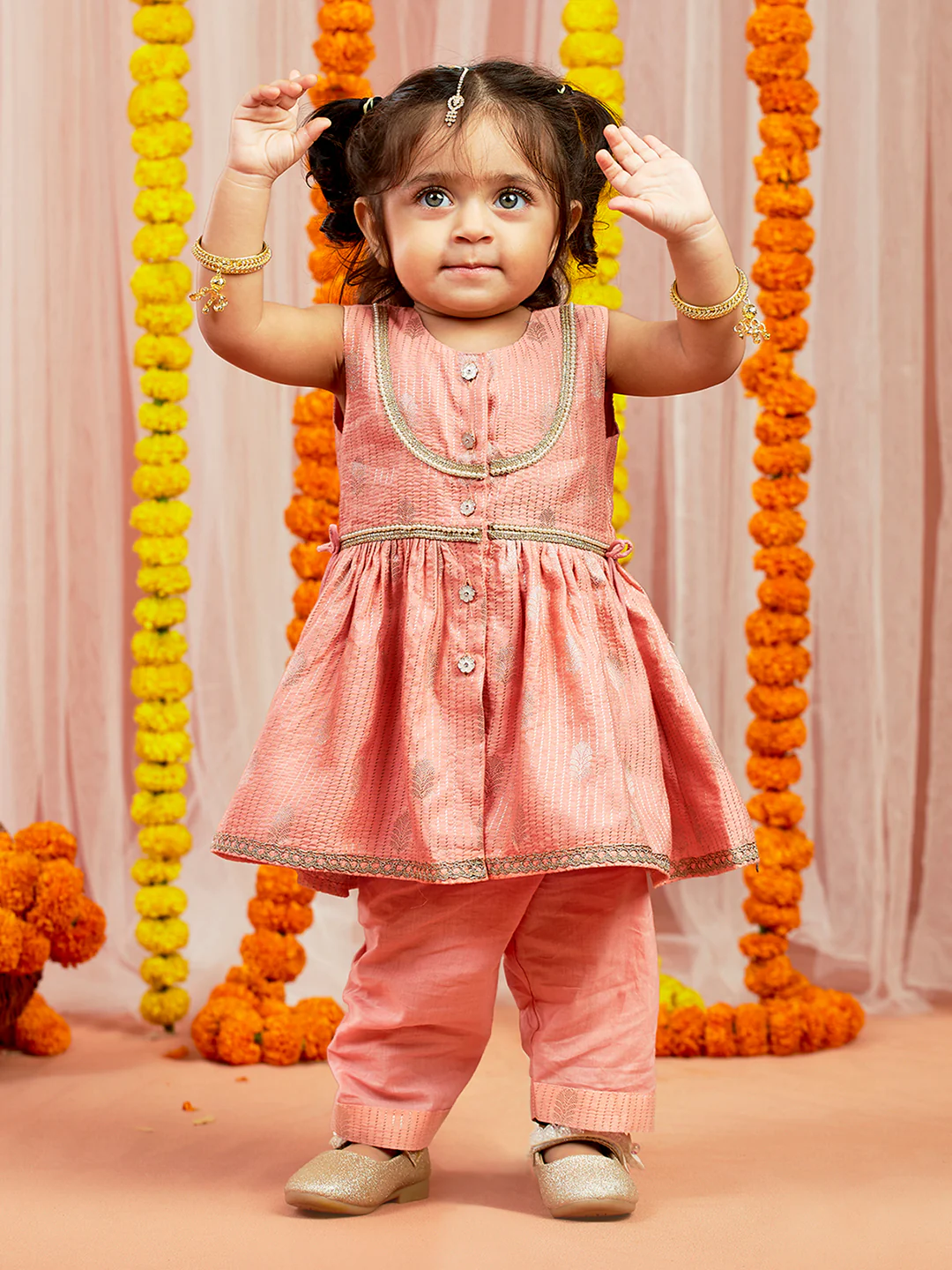 Girl's' Pink Kurta Pant Set - Image 6