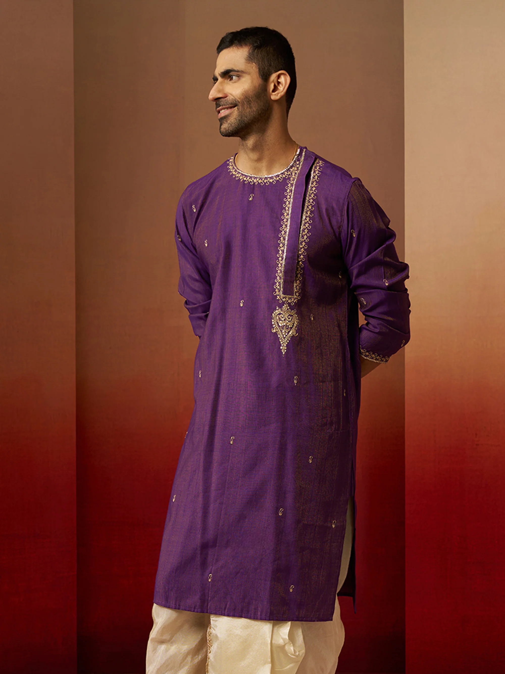 Vastramay Men Purple Hand Embroidered Kurta - Image 4