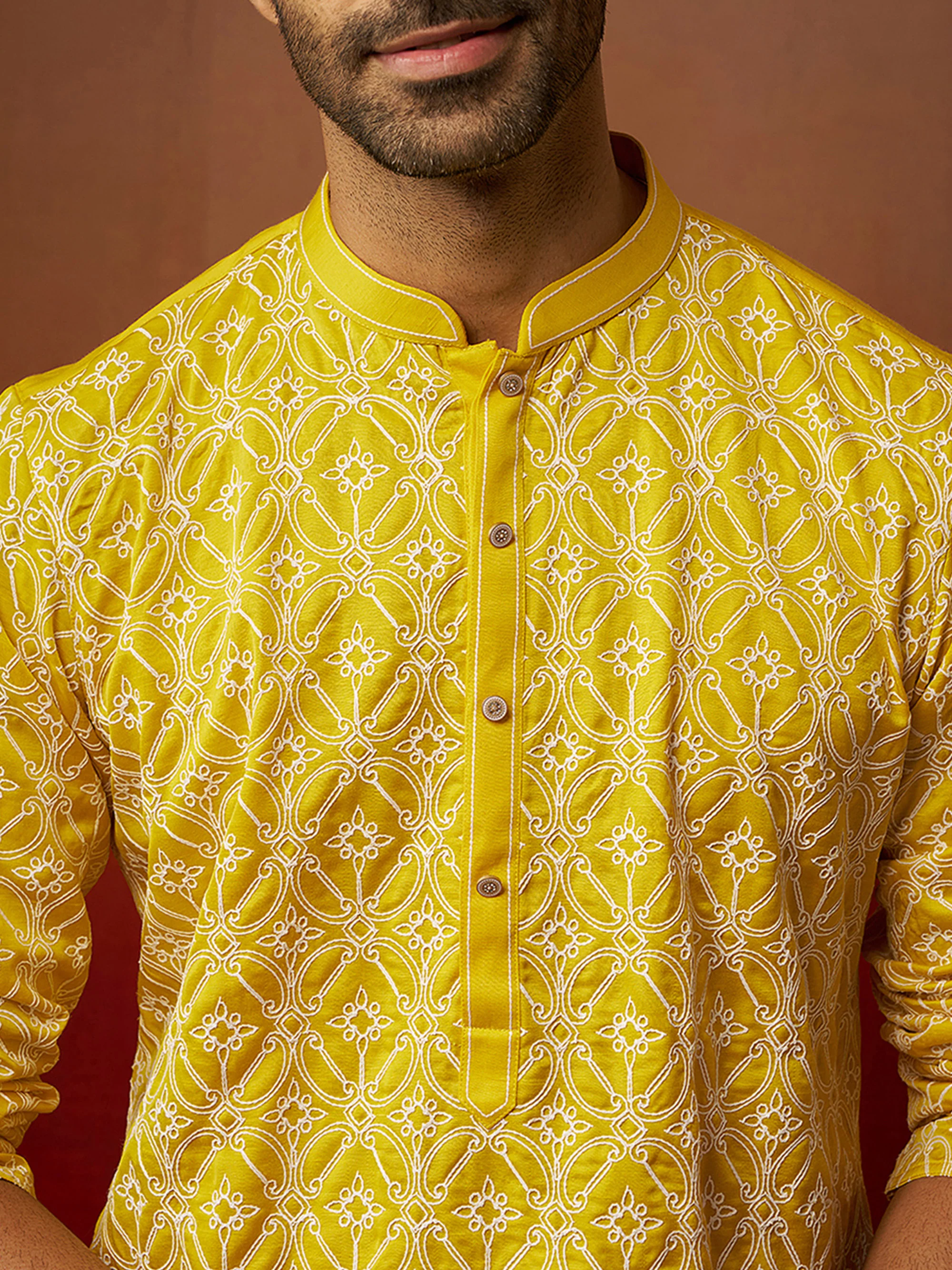 Vastramay Men Yellow Linen Silk Thread Embroidered Kurta - Image 2