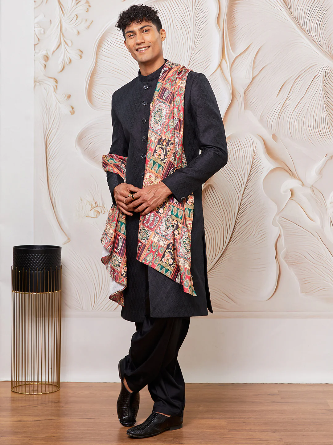 Men's Black Silk Blend Sherwani Patyala And Dupatta Set - Image 2