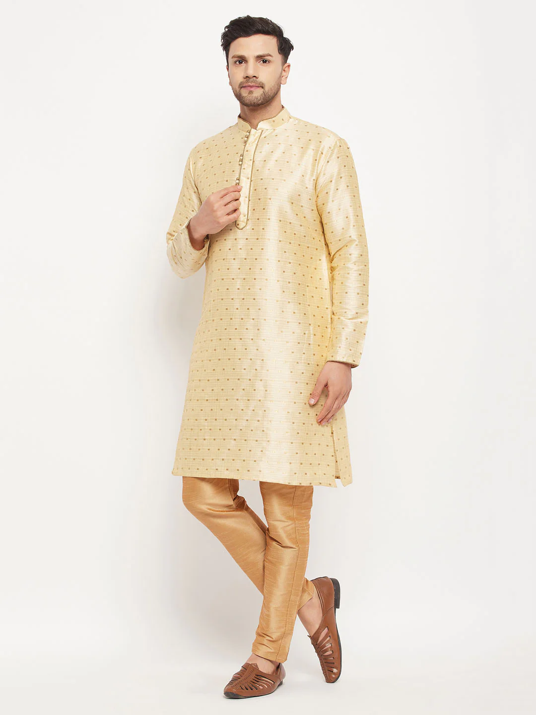 Men's Gold Zari Weaved Kurta And Pant Set - Image 7