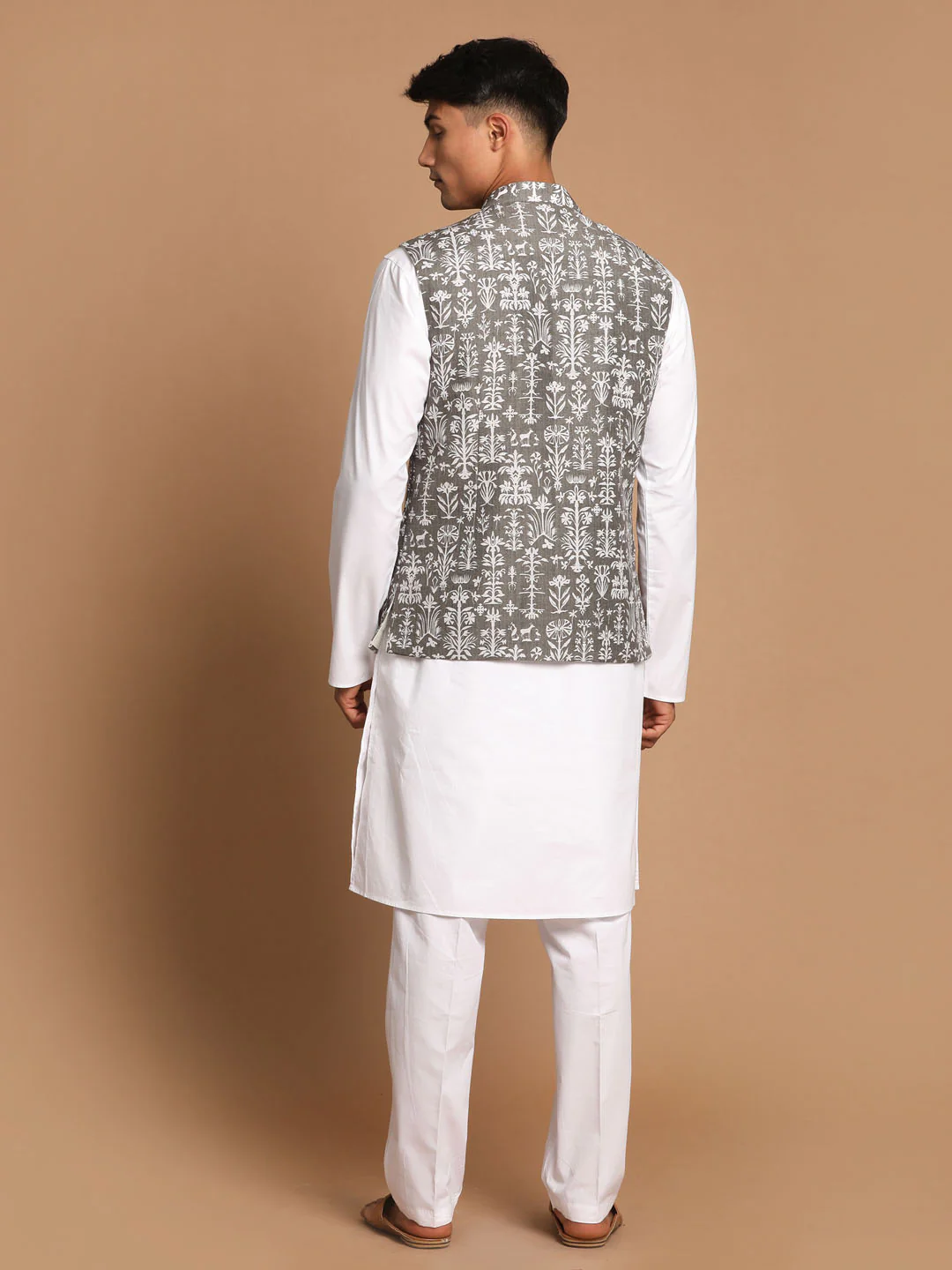 Men's Mehendi Green Printed Nehru Jacket With White Solid Kurta & Pant Set - Image 3