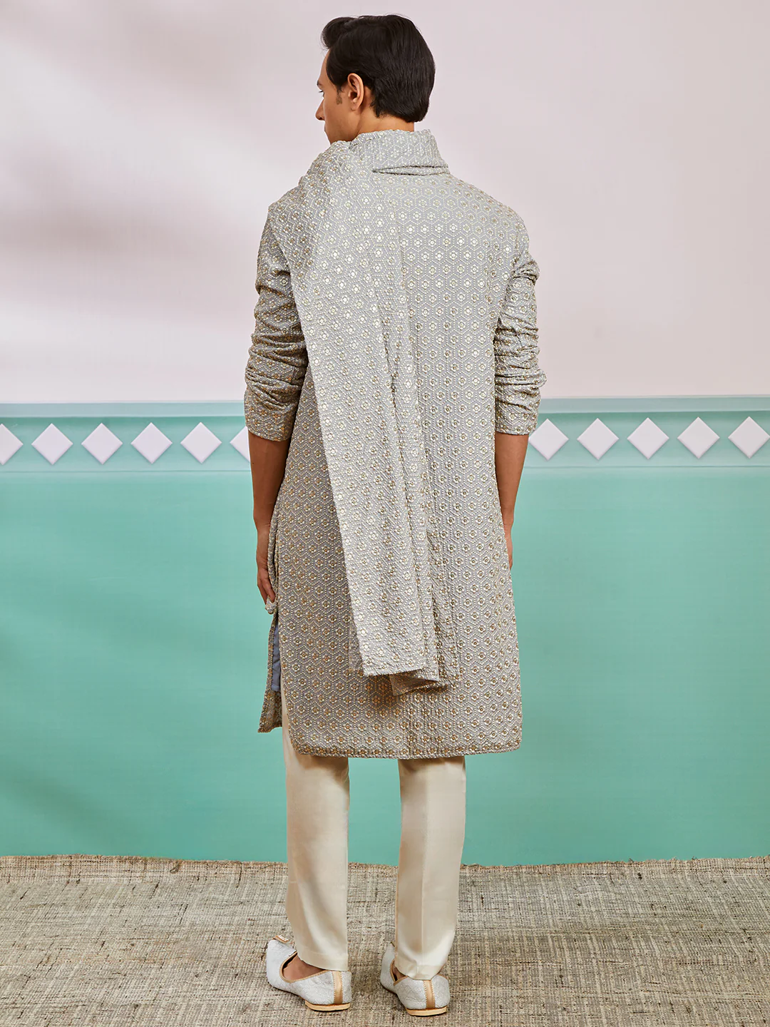 Men's Grey Rayon Kurta, Pyjama And Dupatta Set. - Image 5