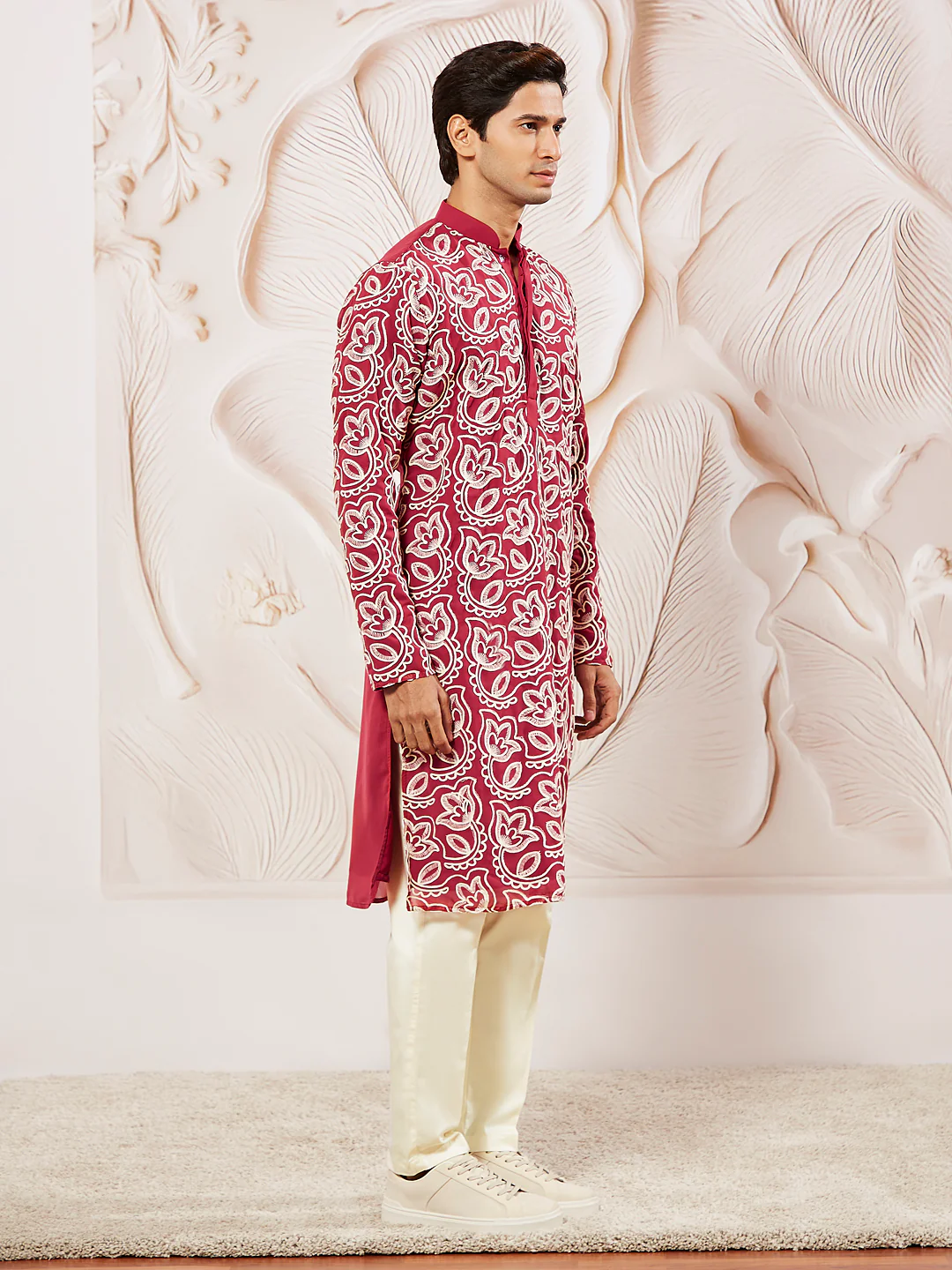 Men's Maroon Georgette Kurta And Pyjama Set - Image 4