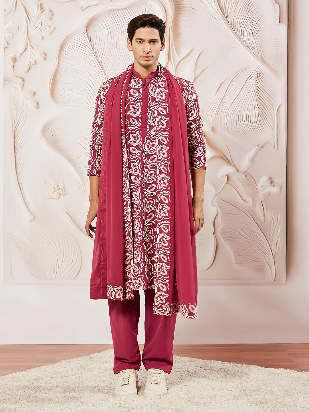 Men's Maroon Georgette Kurta Patiala And Dupatta Set. - Image 3