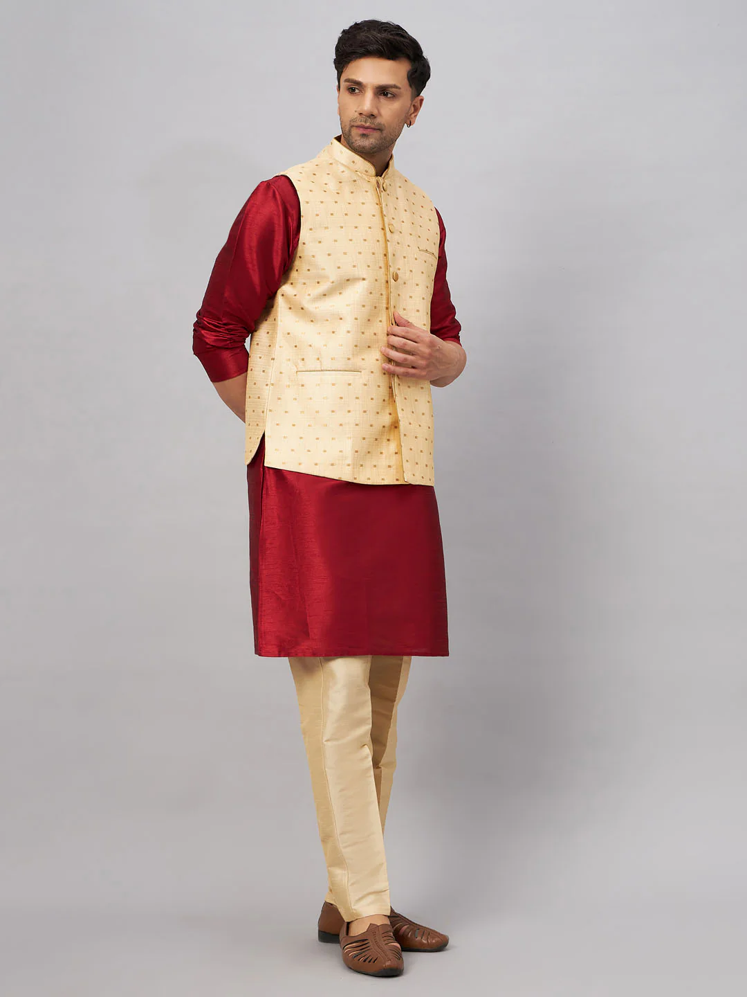 Men's Gold Zari Weaved Jacket With Kurta Pant Set - Image 7