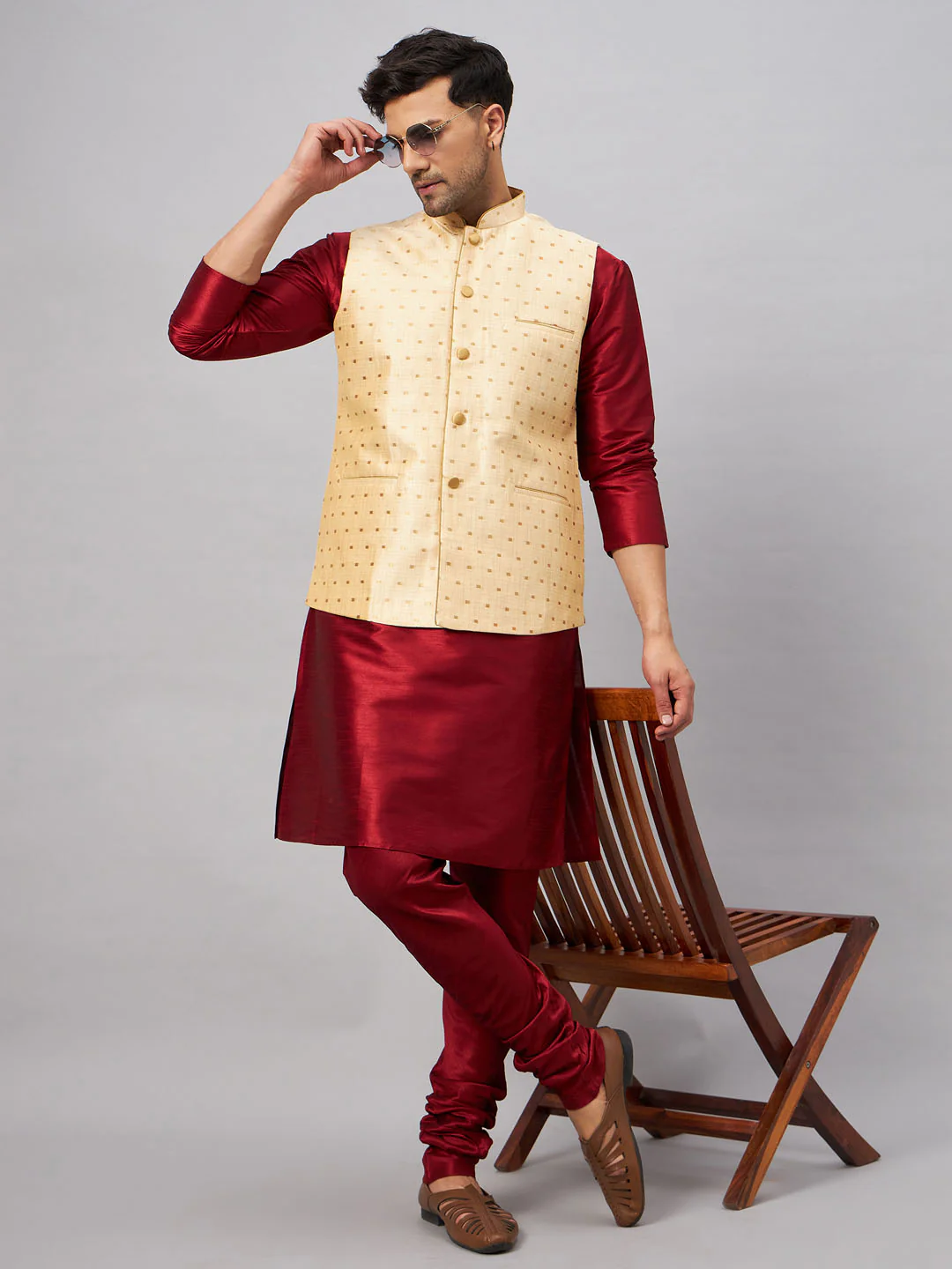 Men's Gold Zari Weaved Jacket With Kurta Pyjama Set