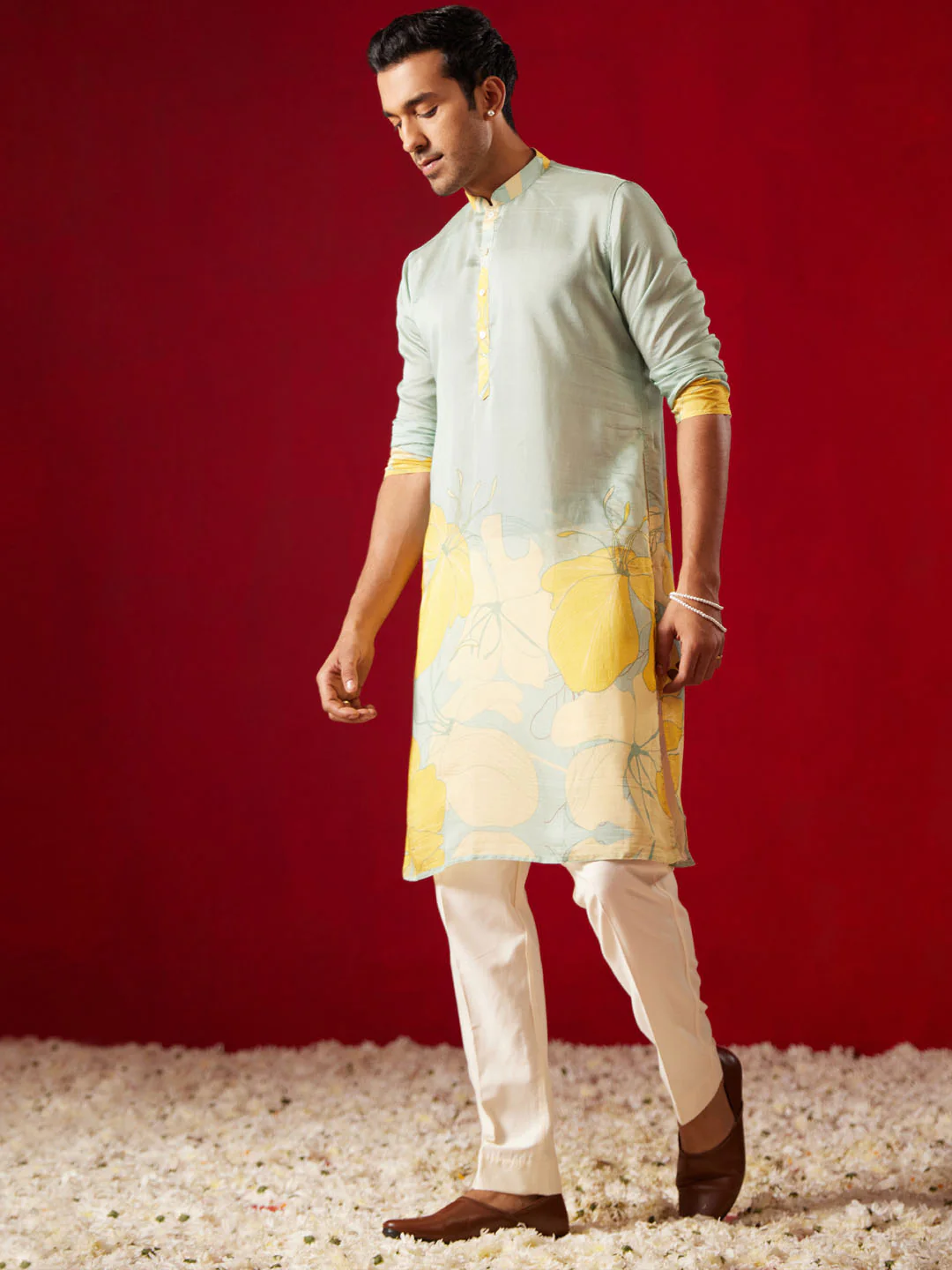 Men's Multi Color Base Yellow Cotton Blend Kurta Pyjama Set - Image 4