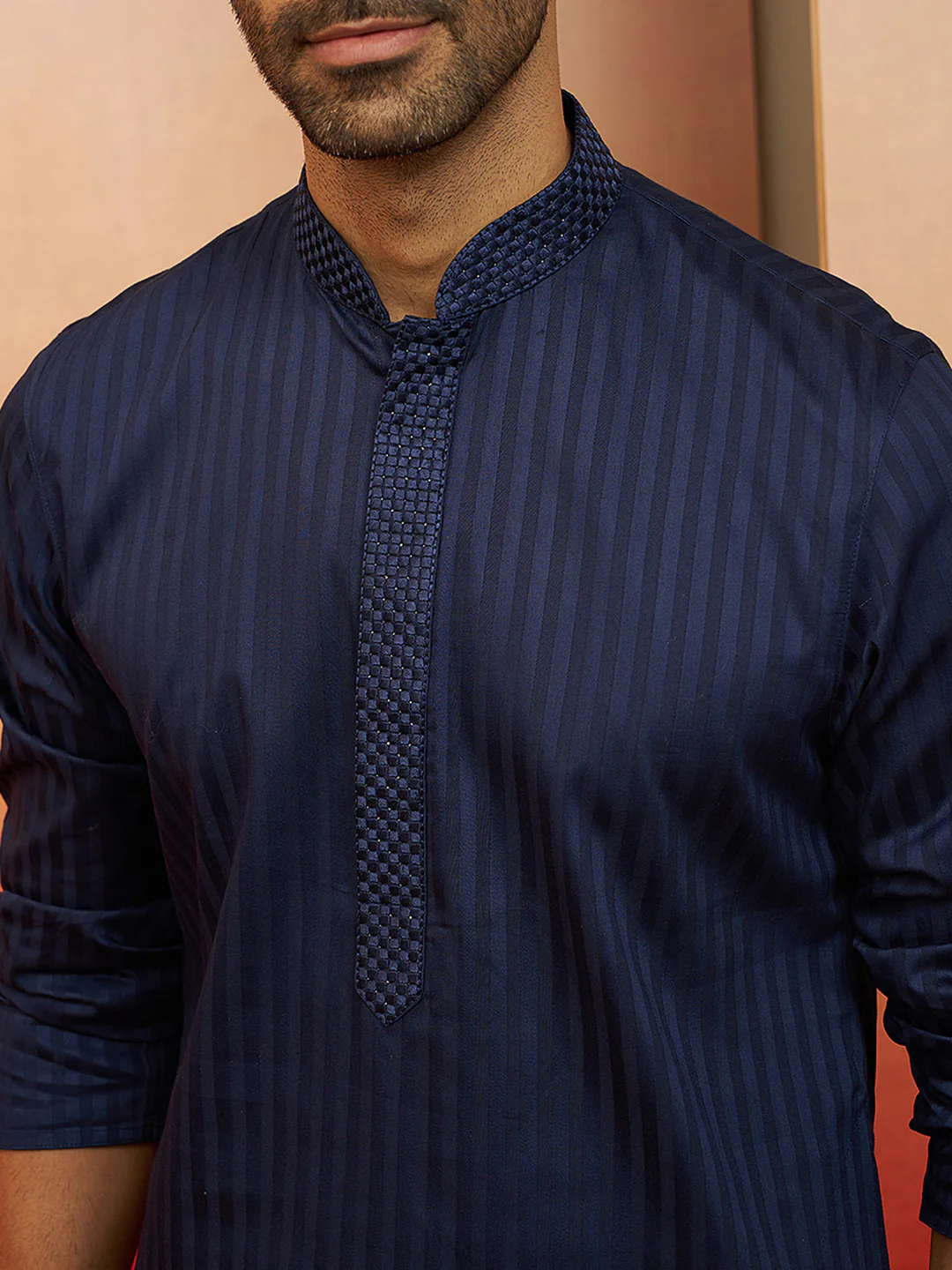 Men's Navy Blue Thread Embroidered Kurta with Pyjama - Image 2