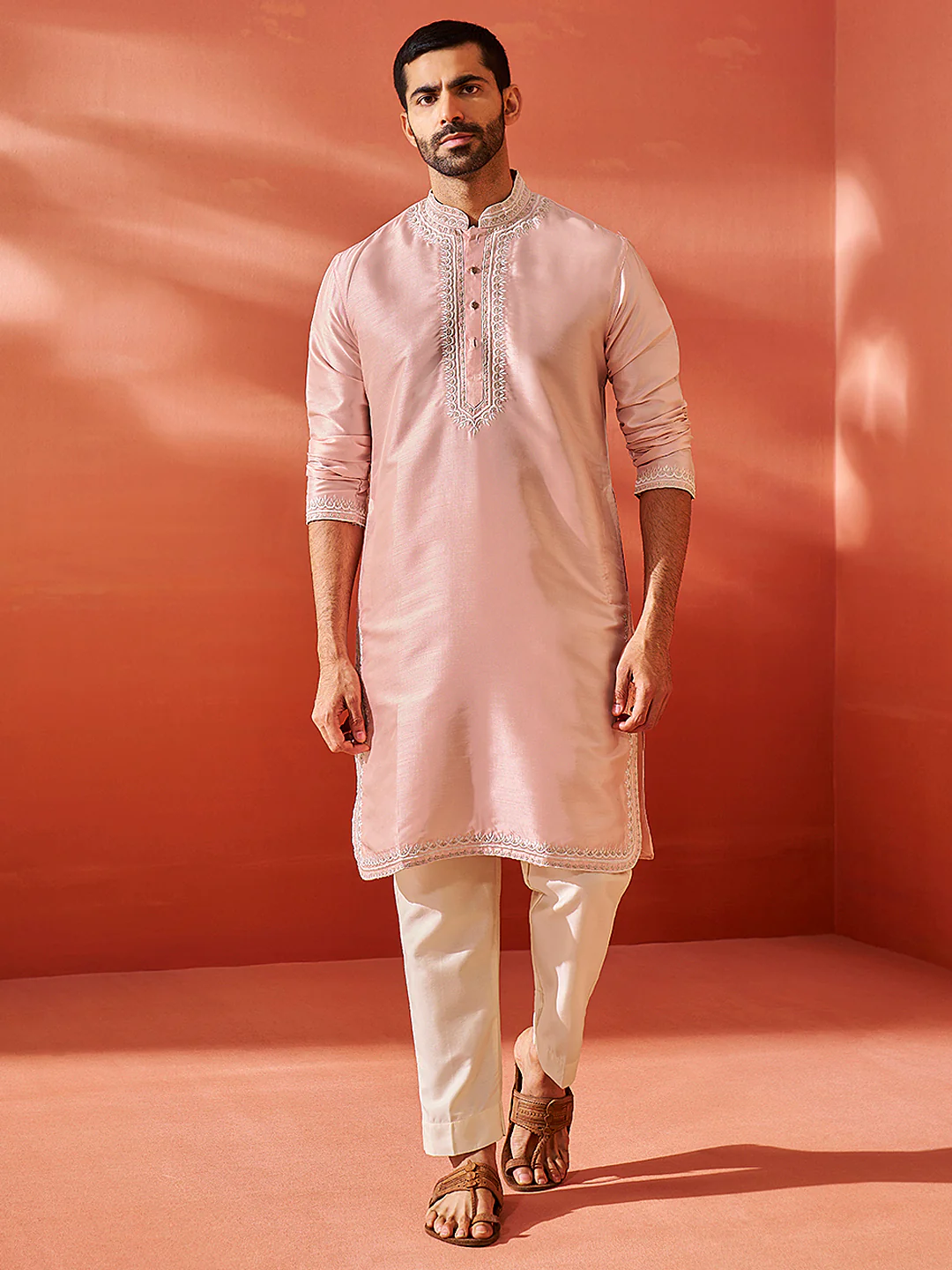 Men's Peach Silk Blend Kurta And Pyjama Set.