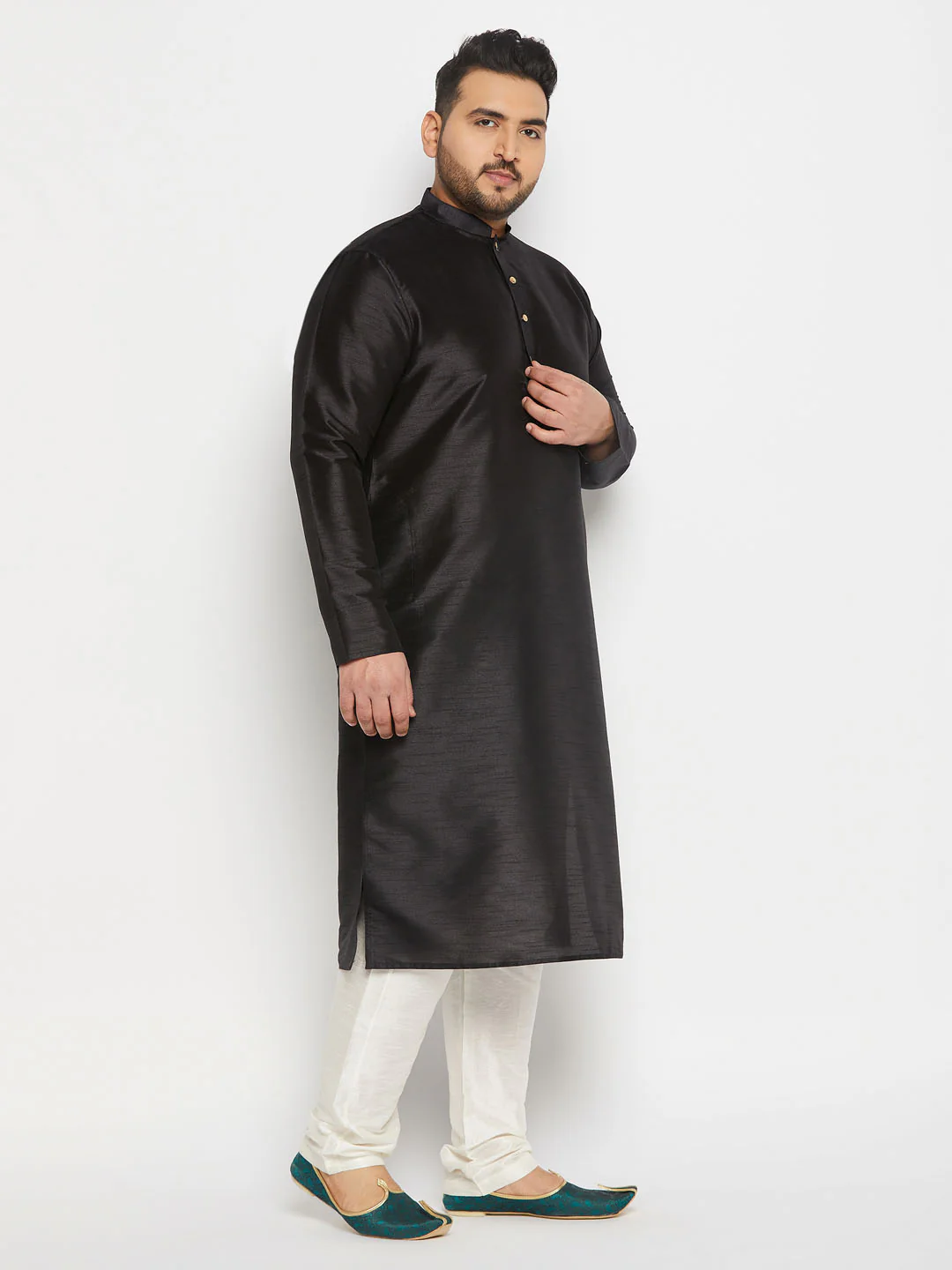 Men's Plus Size  Black Silk Blend Kurta And Cream Pant Style Pyjama Set - Image 2