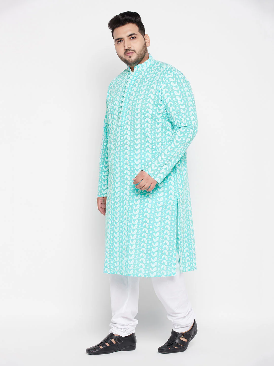 Men's Plus Size Green Chikankari Embroidered Kurta And White Pyjama Set - Image 2