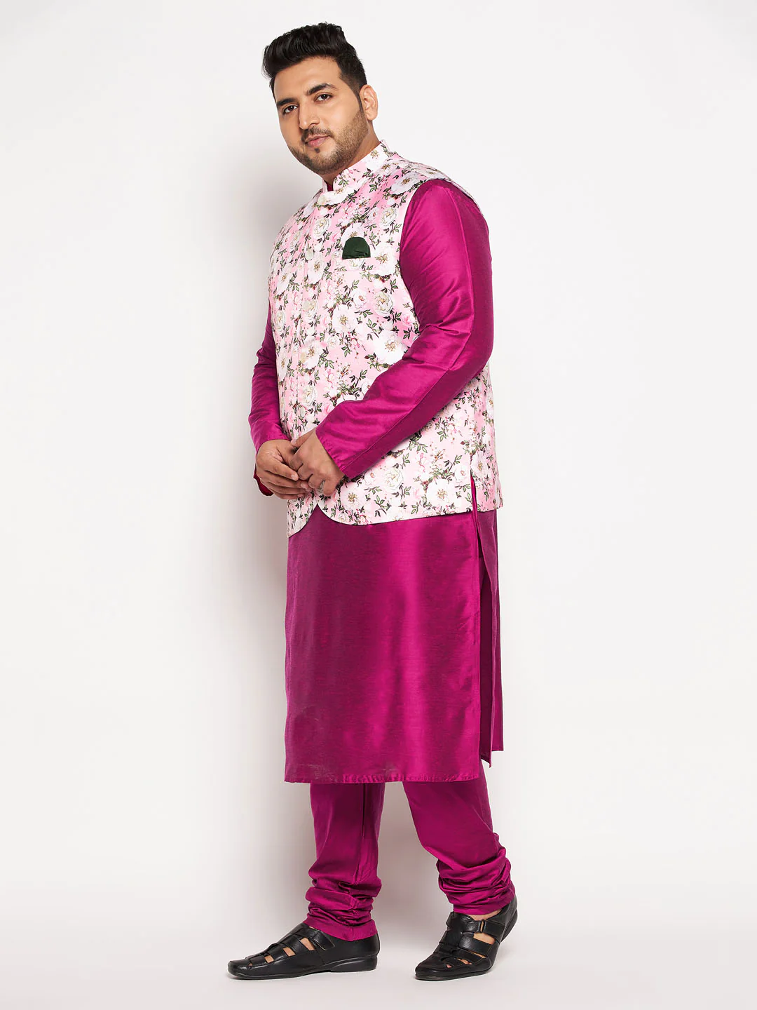 Men's Plus Size Pink Floral Printed Jacket With Fuchsia Solid Kurta Pyjama Set - Image 2
