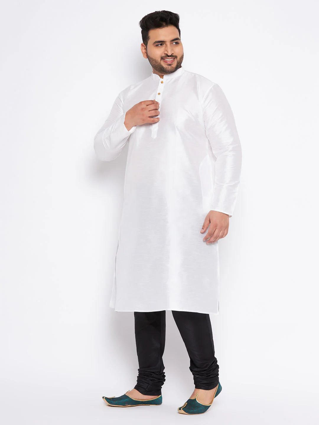 Men's Plus Size White Silk Blend Kurta And Black Pyjama Set - Image 6